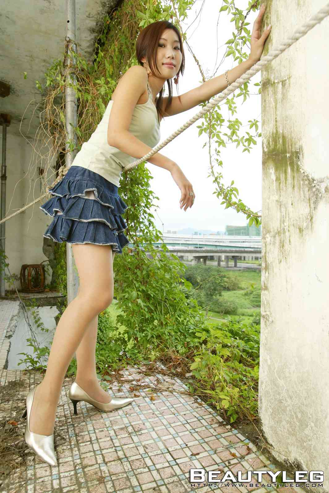 [BeautyLeg] No.047 瑤瑤 在现浏览第1张