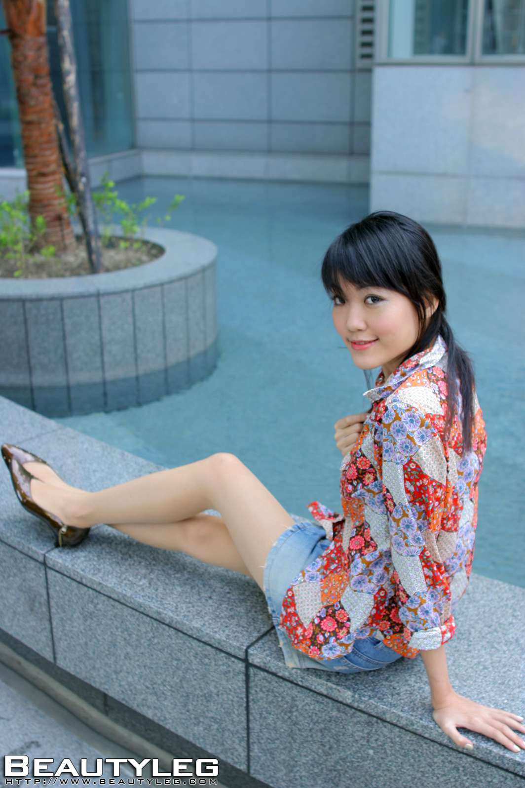 [BeautyLeg] No.049 PinPin 在现浏览第32张