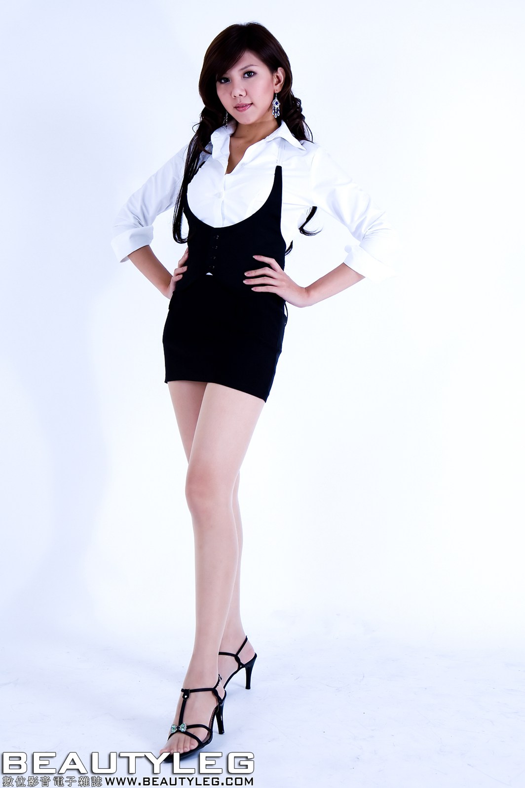 [BeautyLeg] No.099 Maggie 在现浏览第15张