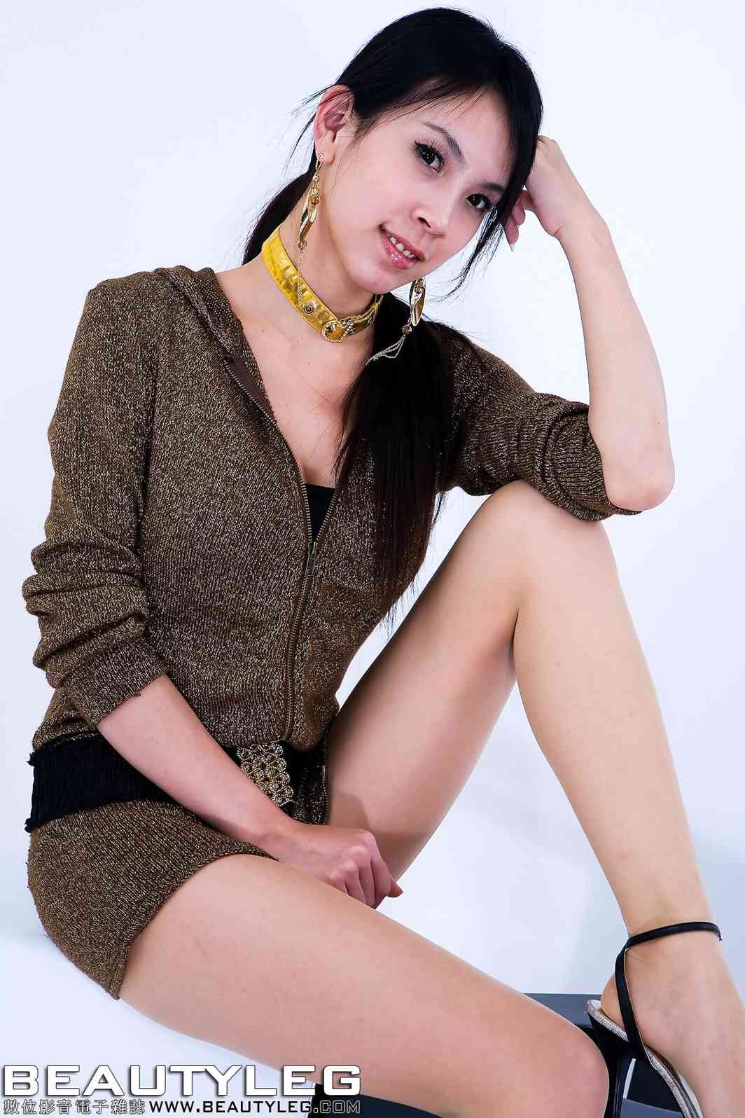 [BeautyLeg] No.127 Yen 在现浏览第17张