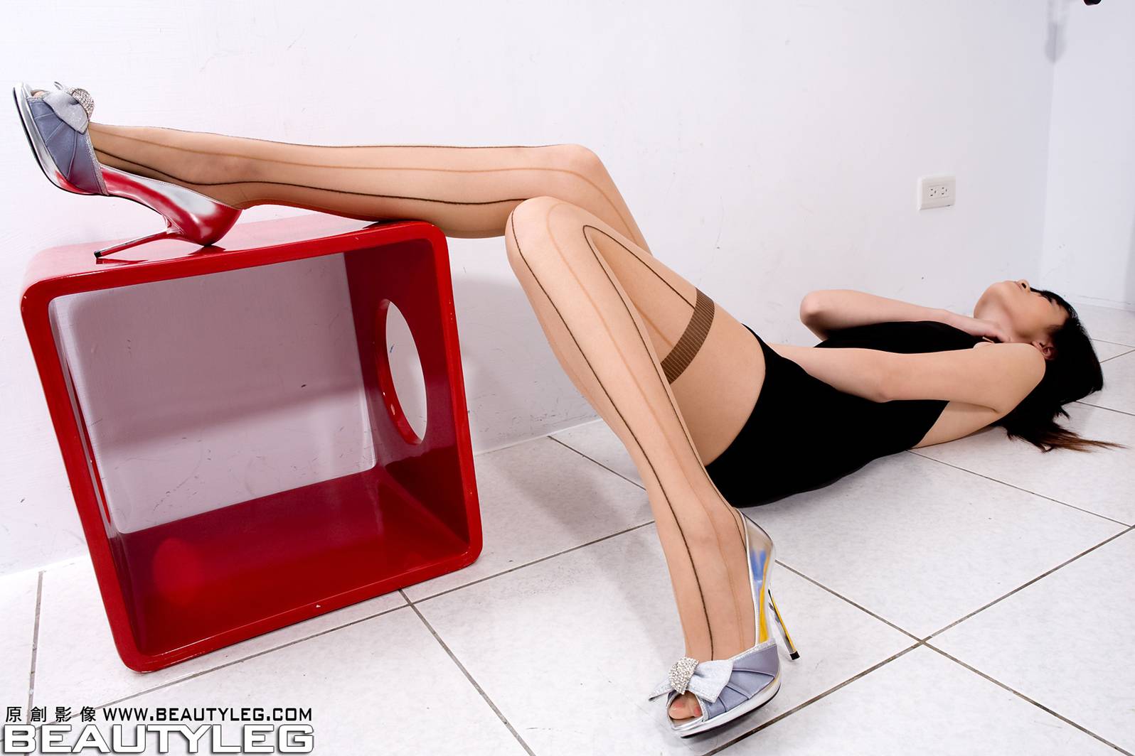 [BeautyLeg] No.387 Nana 在现浏览第5张