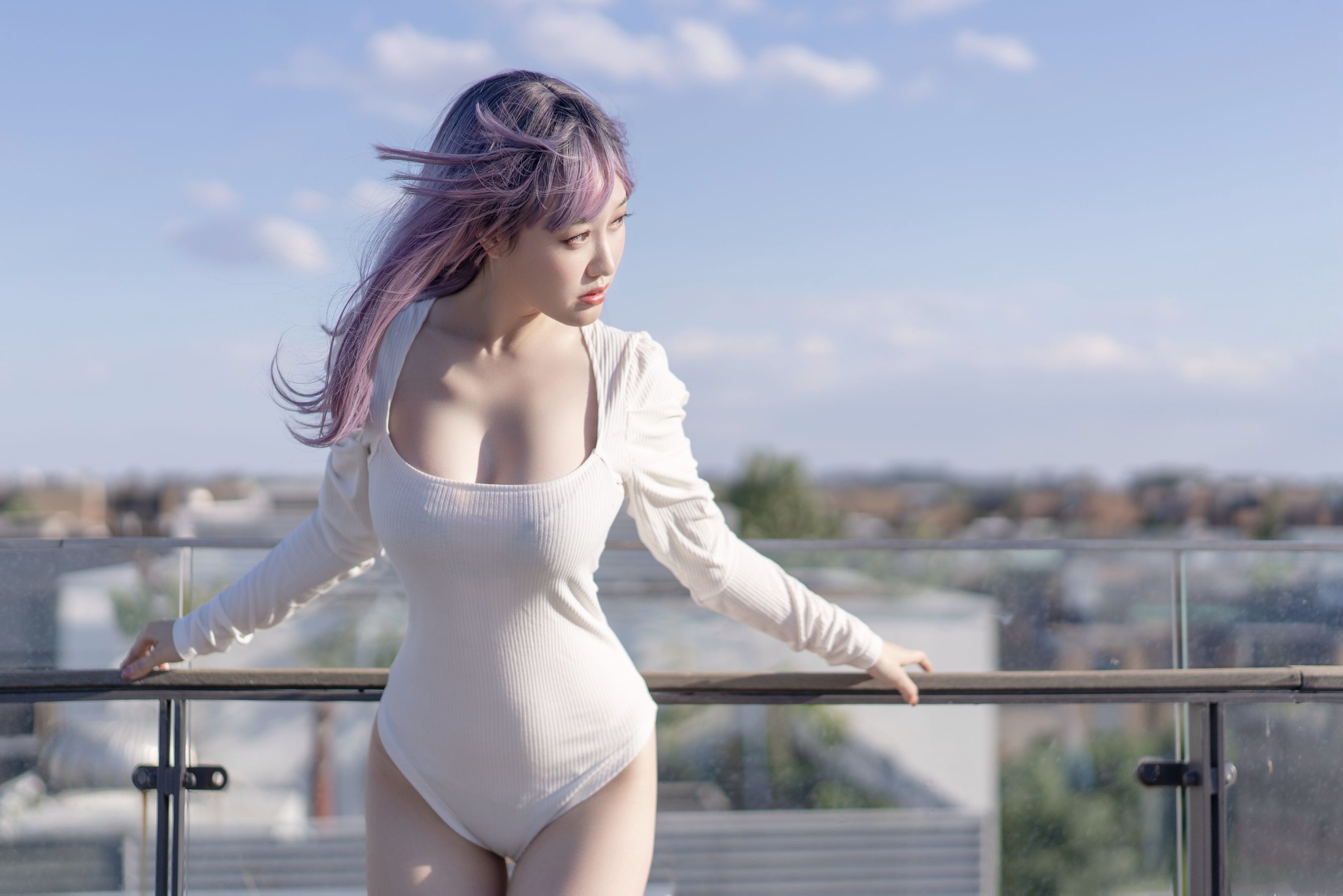 [网红COSER写真] 动漫博主脱尾巴Mizuki - 天台第1张