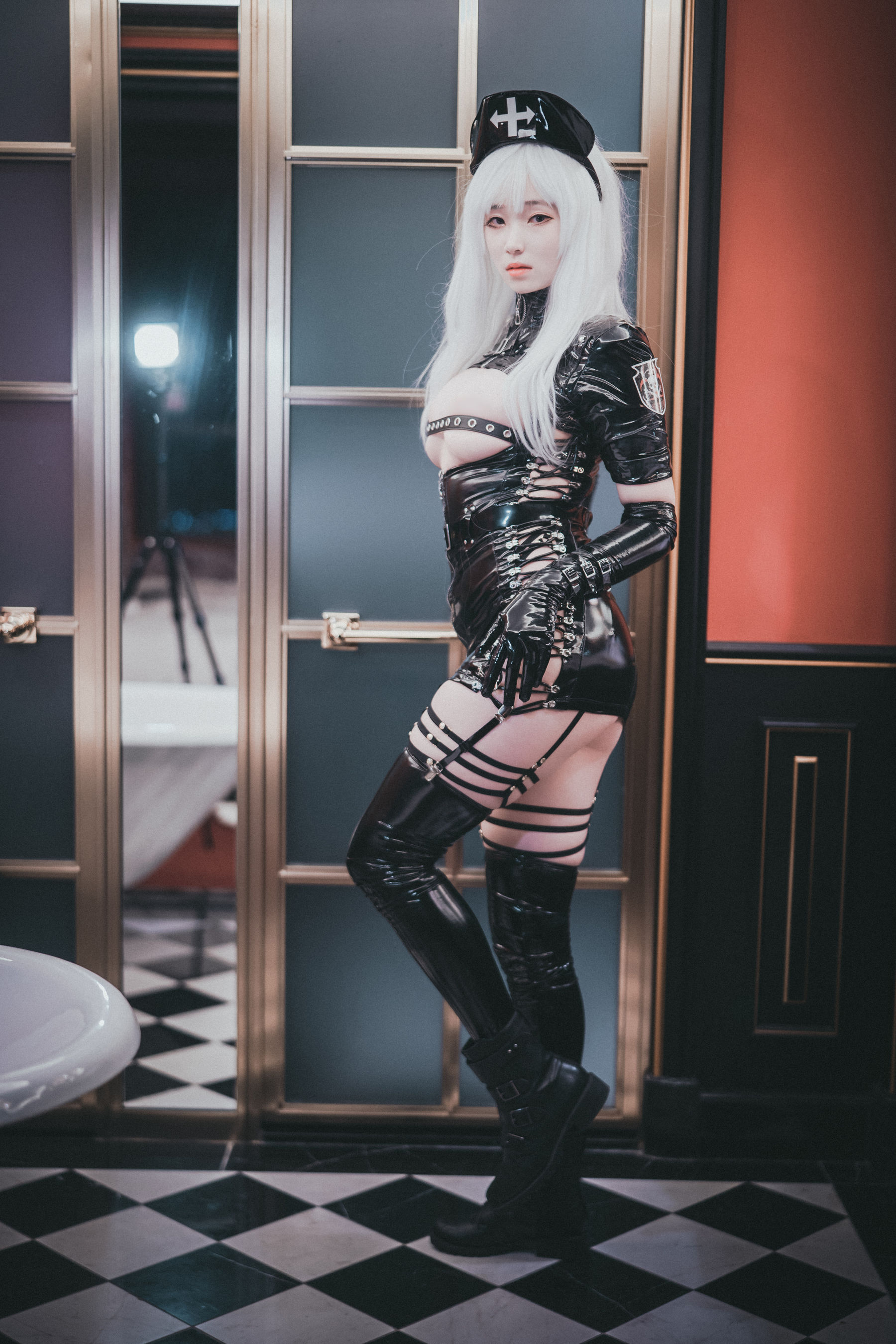 [COS福利] BamBi写真 - Poisonous Nurse第6张