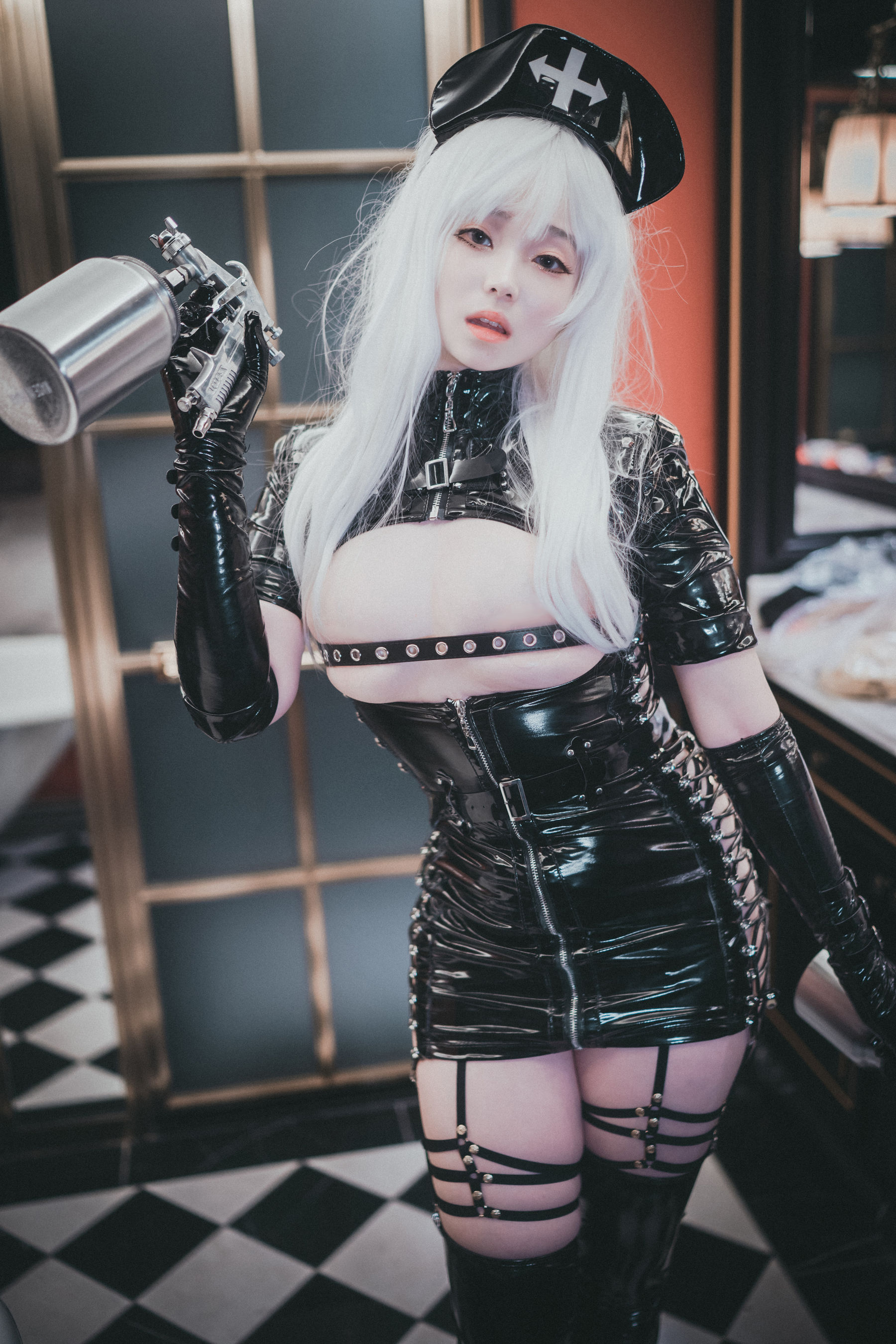 [COS福利] BamBi写真 - Poisonous Nurse第17张