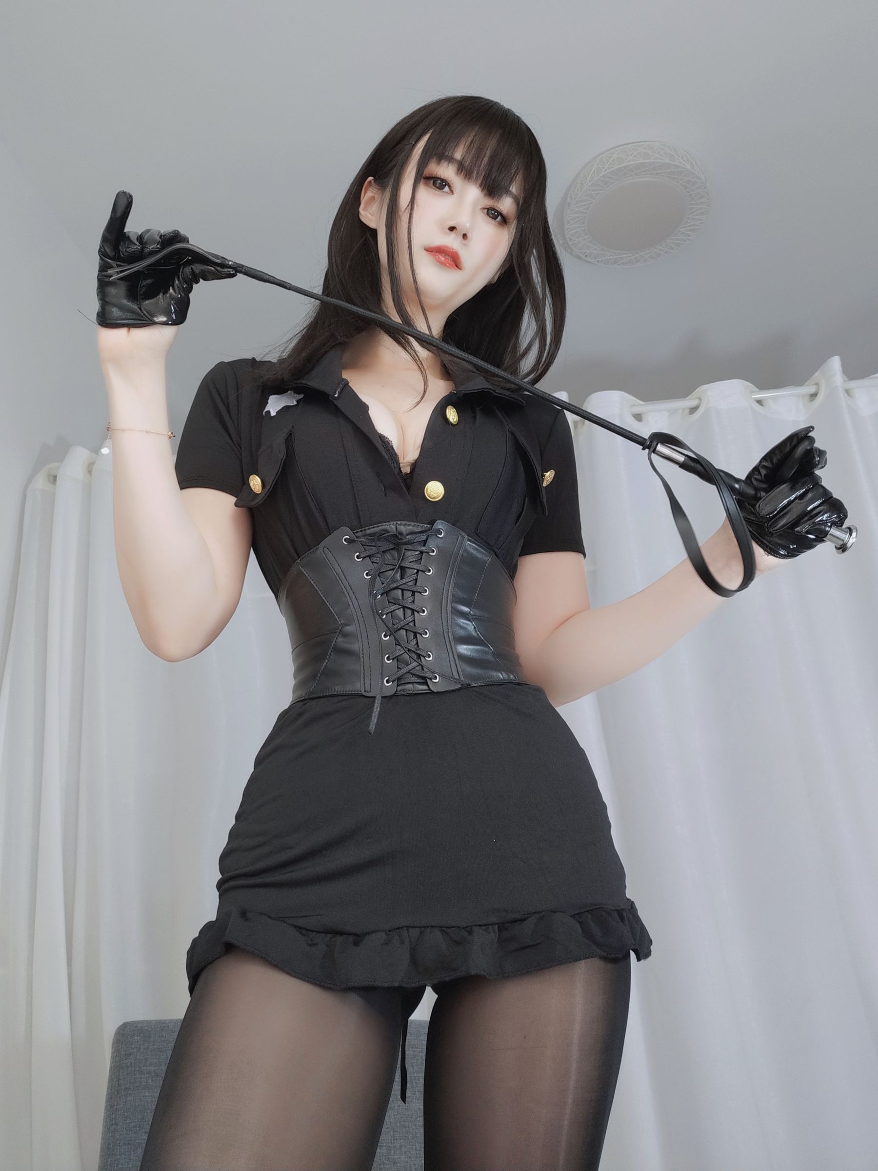 [COS福利] Coser小姐姐白银 - 抖S姐姐（下）第12张