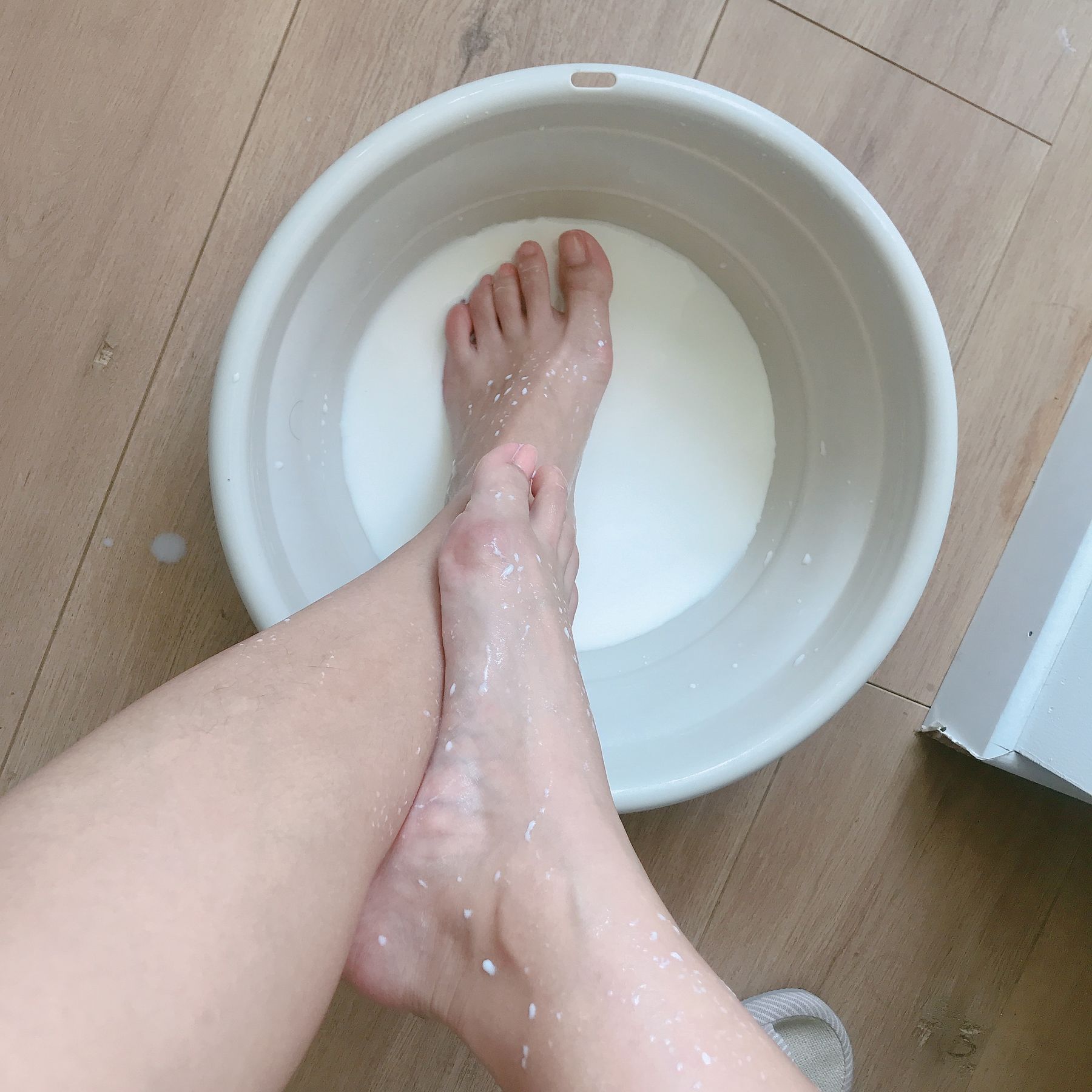 [福利COS] 安乔乔儿(Nia乔乔) No.001 牛奶洗脚第34张