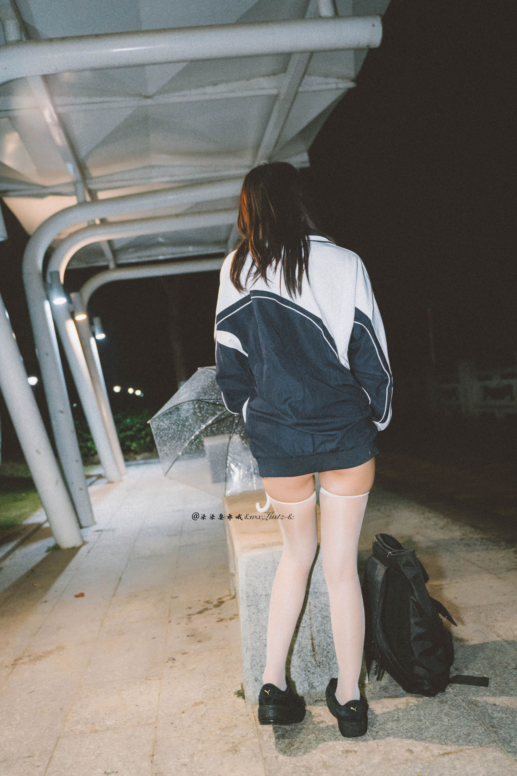 [网红COS] 动漫博主柒柒要乖哦 - 校服第6张