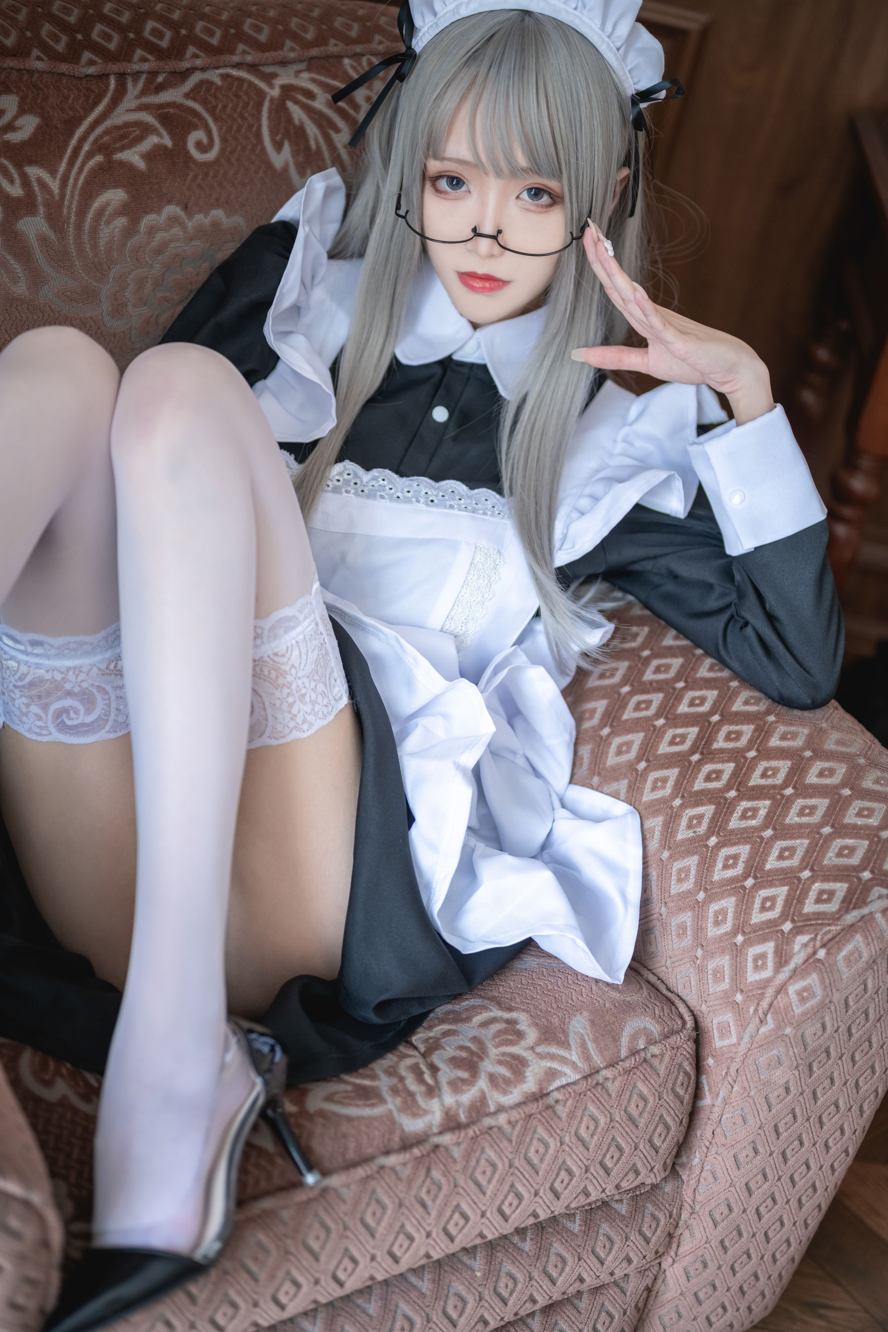 [网红COS] 长腿Coser青青子Js - 职业恋爱第6张