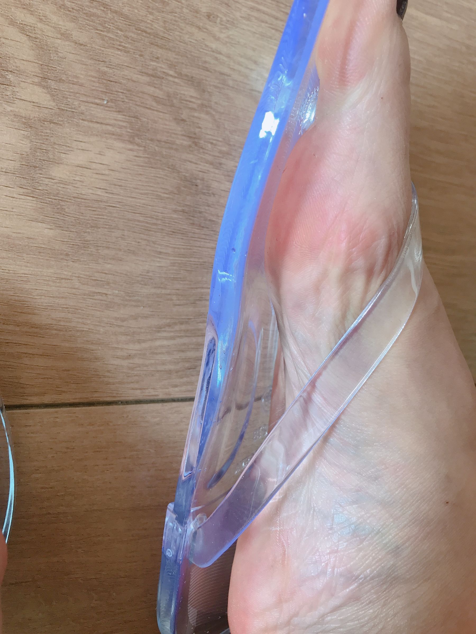 [福利COS] 安乔乔儿(Nia乔乔) No.012 泳池裸足第32张