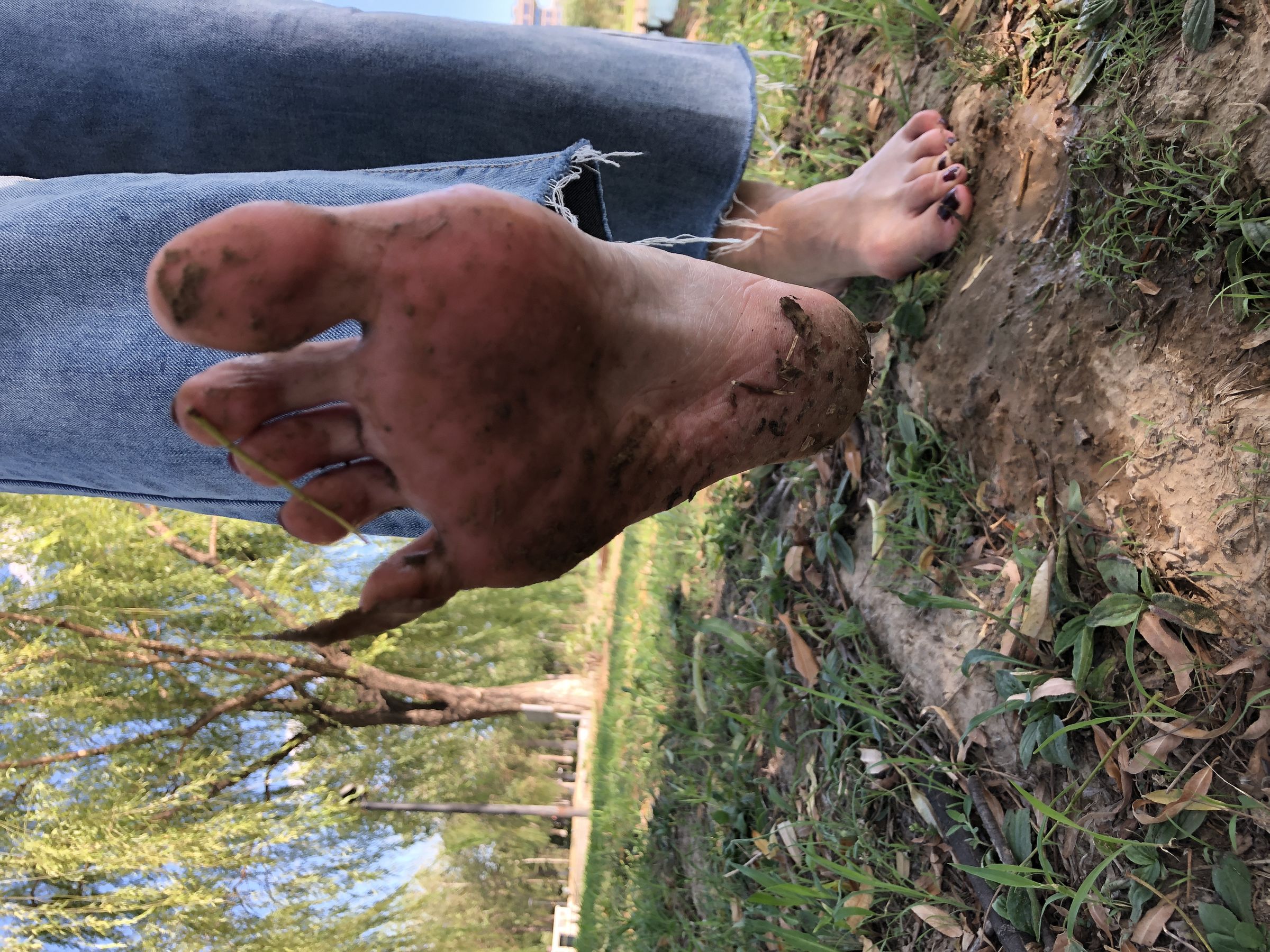 [福利COS] 安乔乔儿(Nia乔乔) No.007 乔乔脏脚底第19张