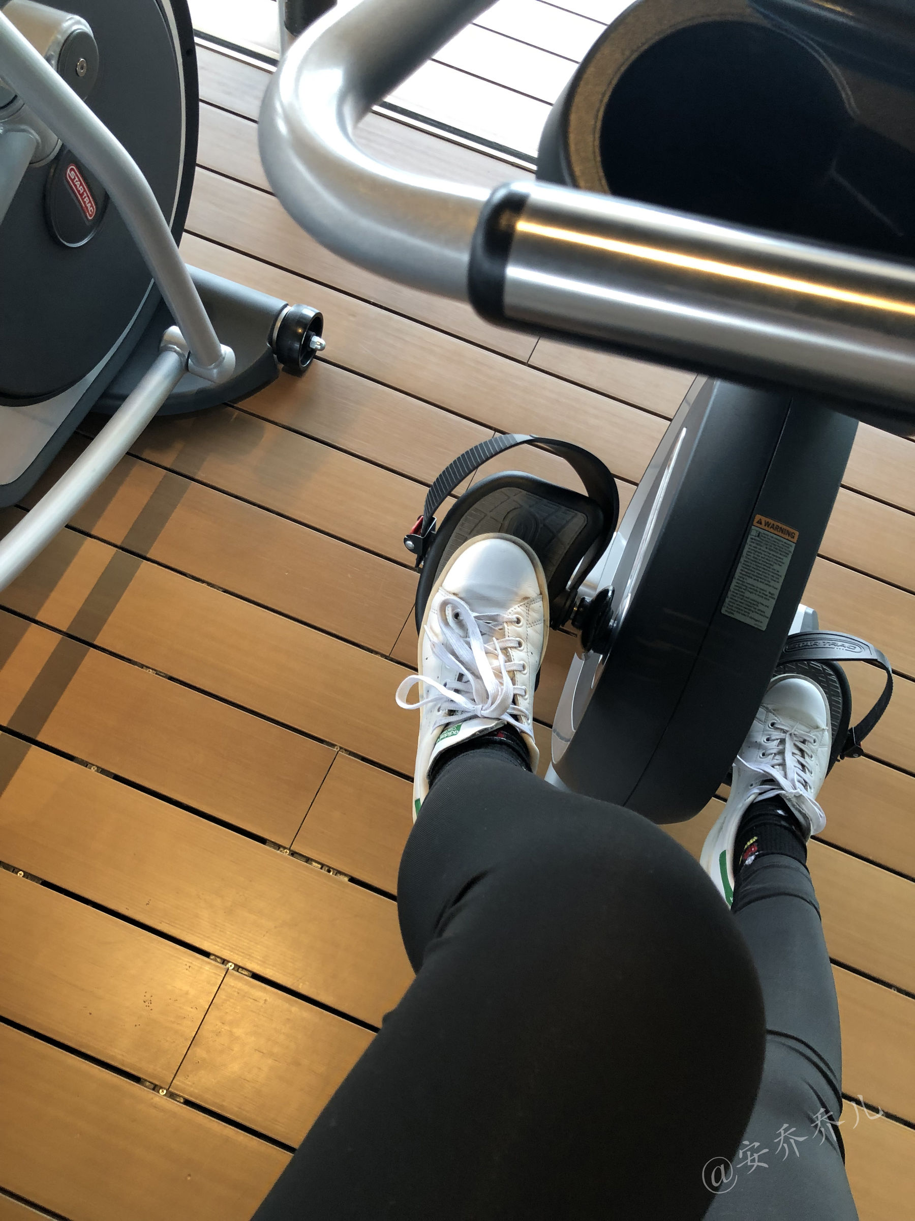 [福利COS] 安乔乔儿(Nia乔乔) No.019 健身房白袜第43张