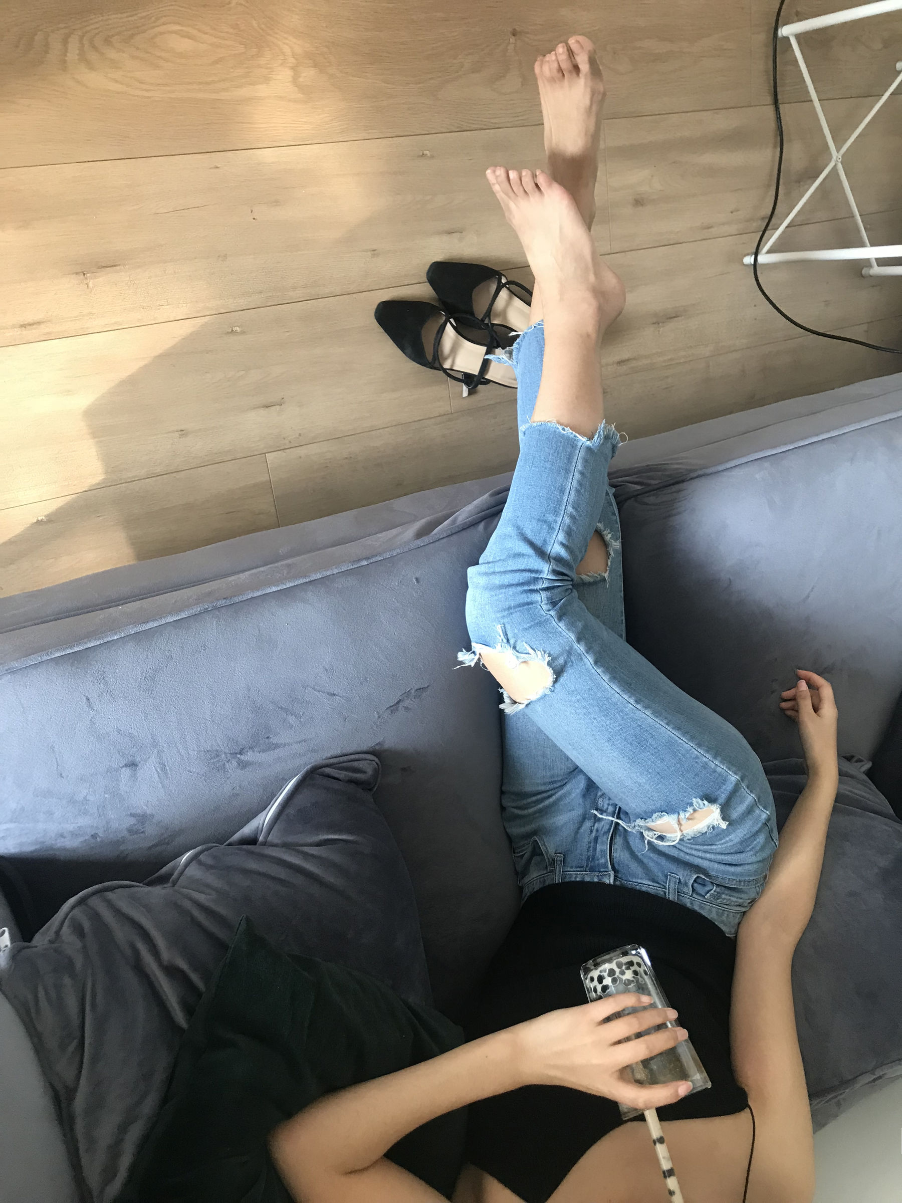 [福利COS] 安乔乔儿(Nia乔乔) No.015 脏脚踩鸡蛋第23张