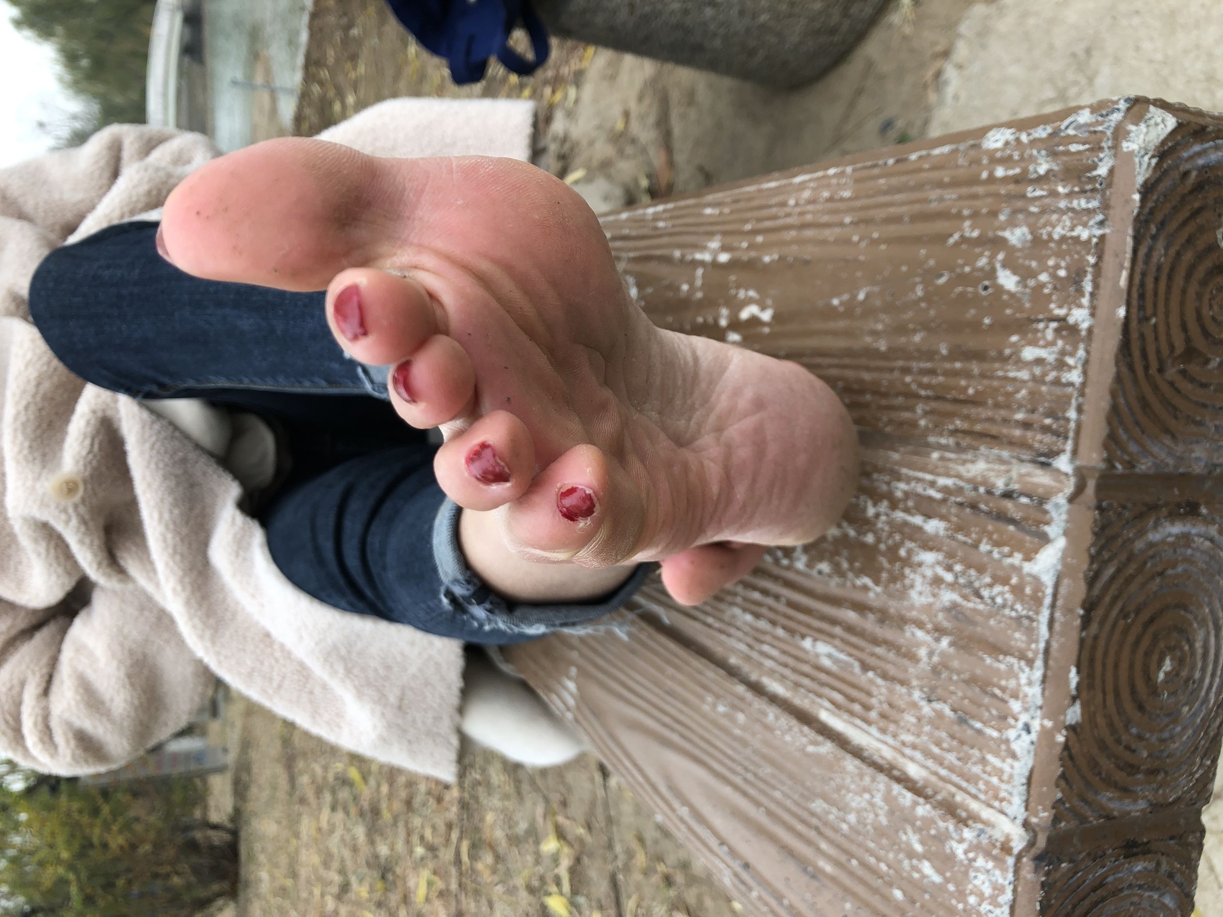 [福利COS] 安乔乔儿(Nia乔乔) No.010 红甲裸足第42张