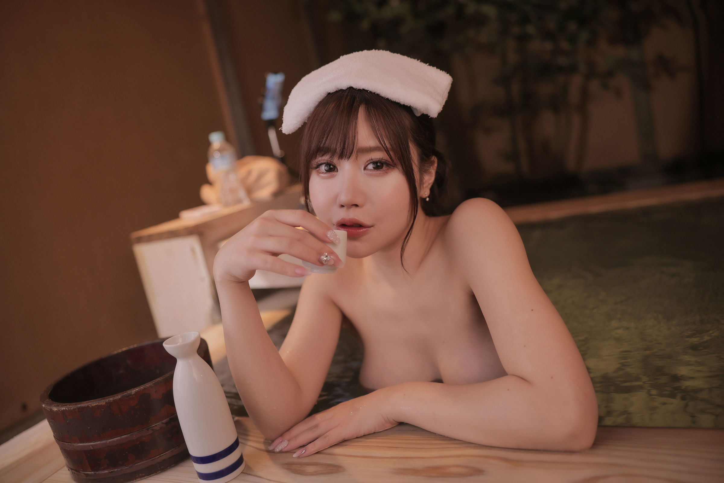 [福利COS] Mai Shirota 白田まい 白田まいと、貸切温泉と、濃厚接触第20张