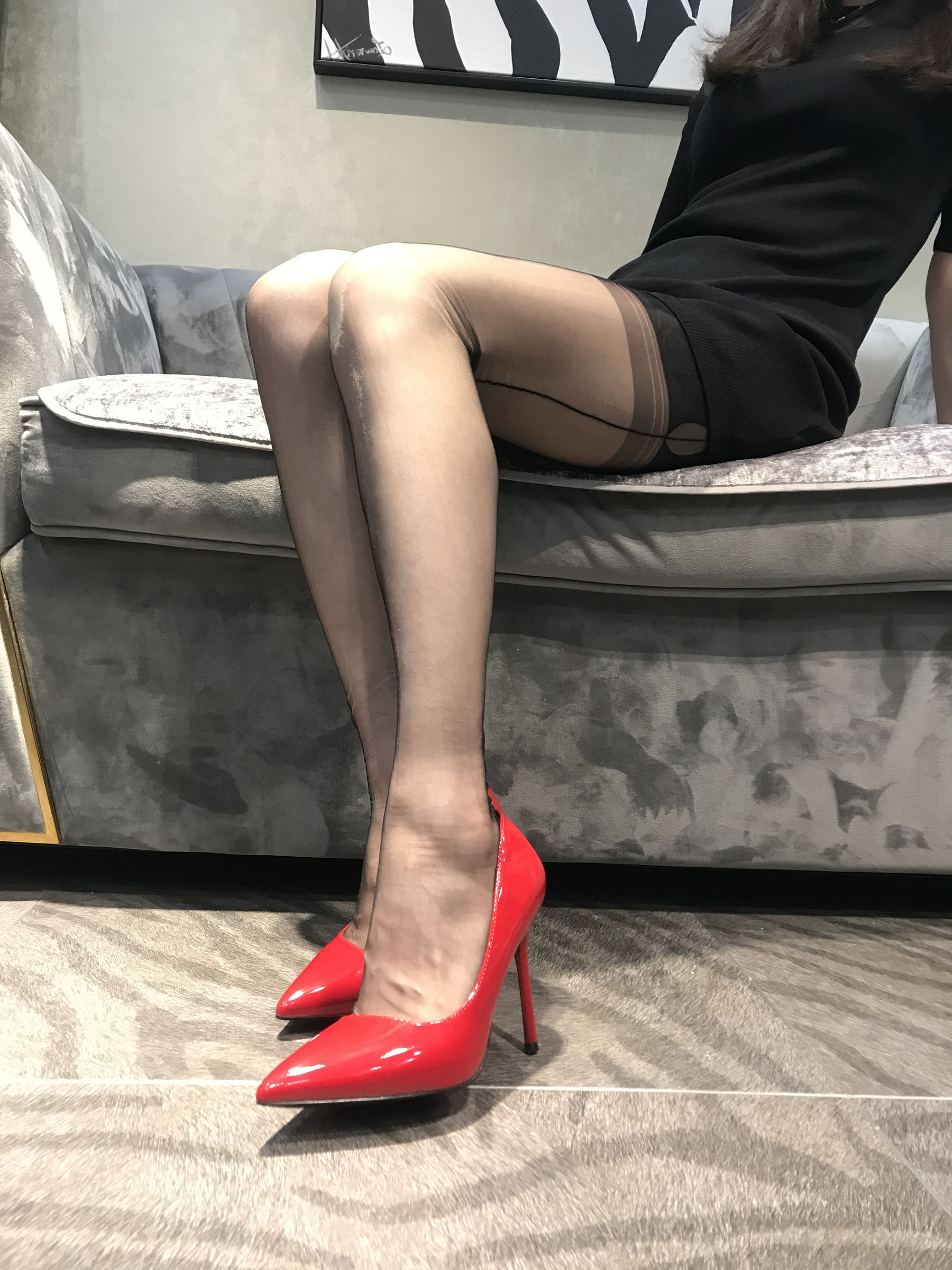 [福利COS] 丝足博主麋鹿_Monroe 2020.05.08 红高黑吊第8张