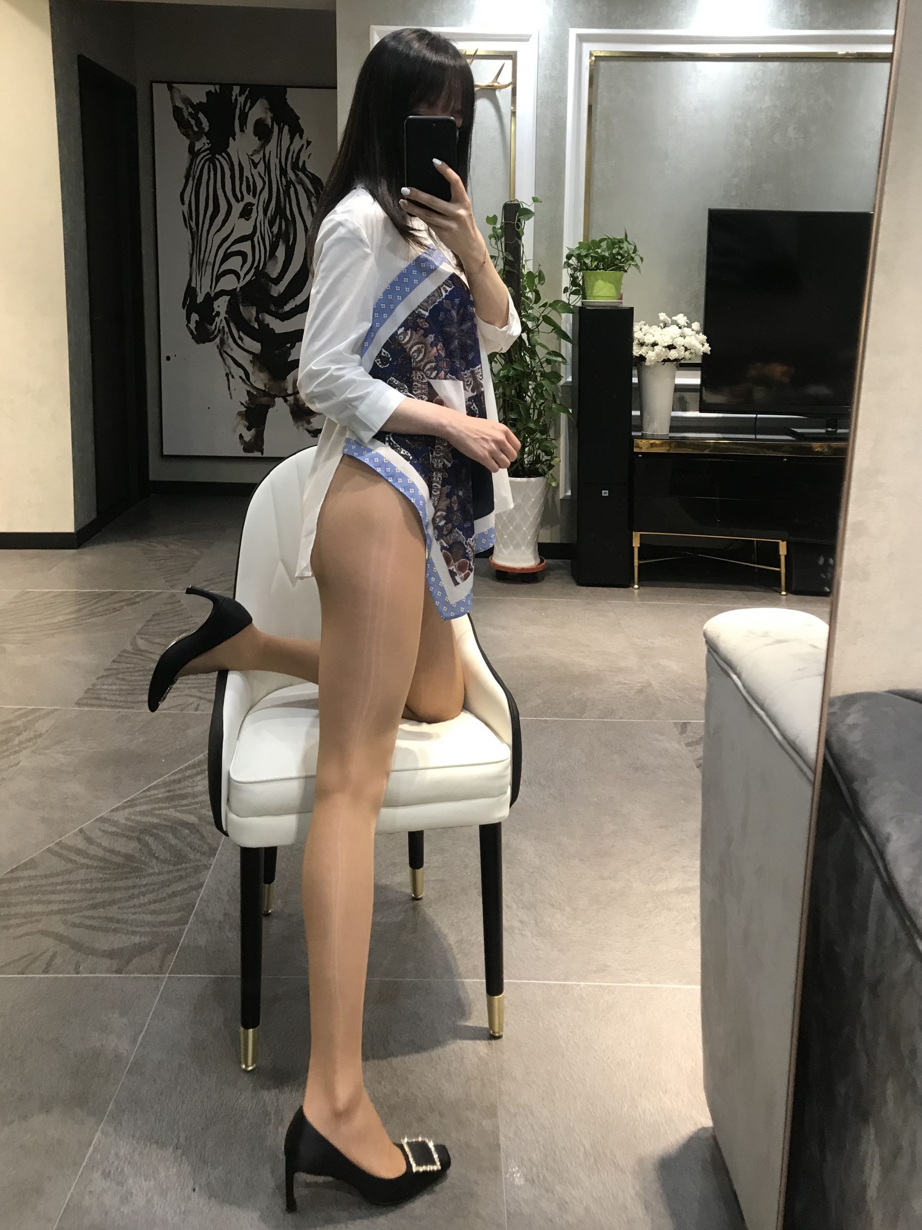 [福利COS] 丝足博主麋鹿_Monroe 2020.04.29 肉色亮丝第7张