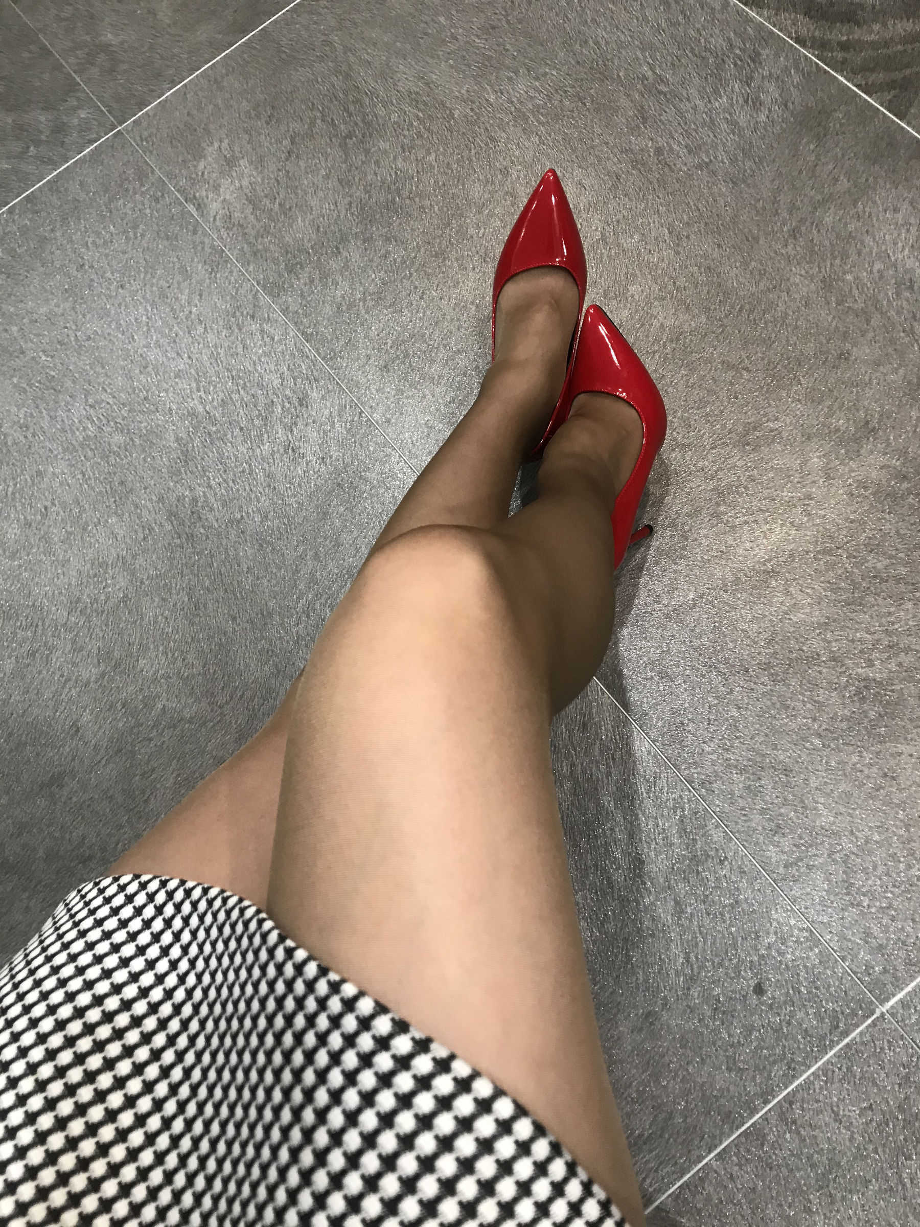 [福利COS] 丝足博主麋鹿_Monroe 2020.04.20 红高黑丝第18张