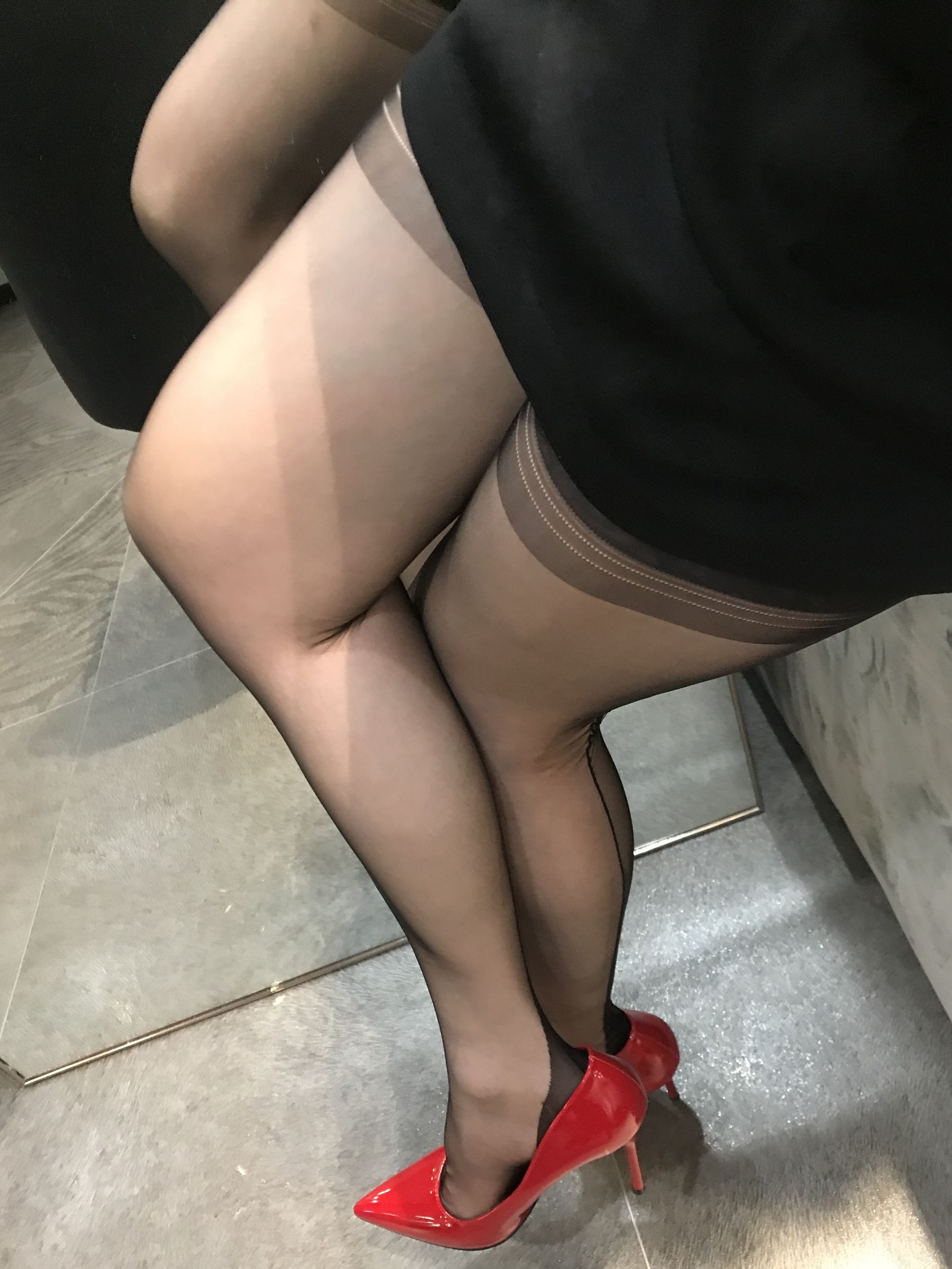 [福利COS] 丝足博主麋鹿_Monroe 2020.05.08 红高黑吊第11张