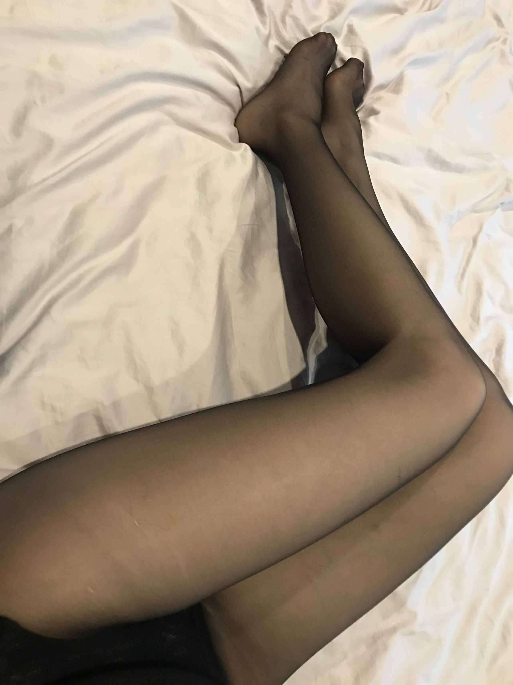 [福利COS] 丝足博主麋鹿_Monroe 2020.06.10 看看美腿第8张