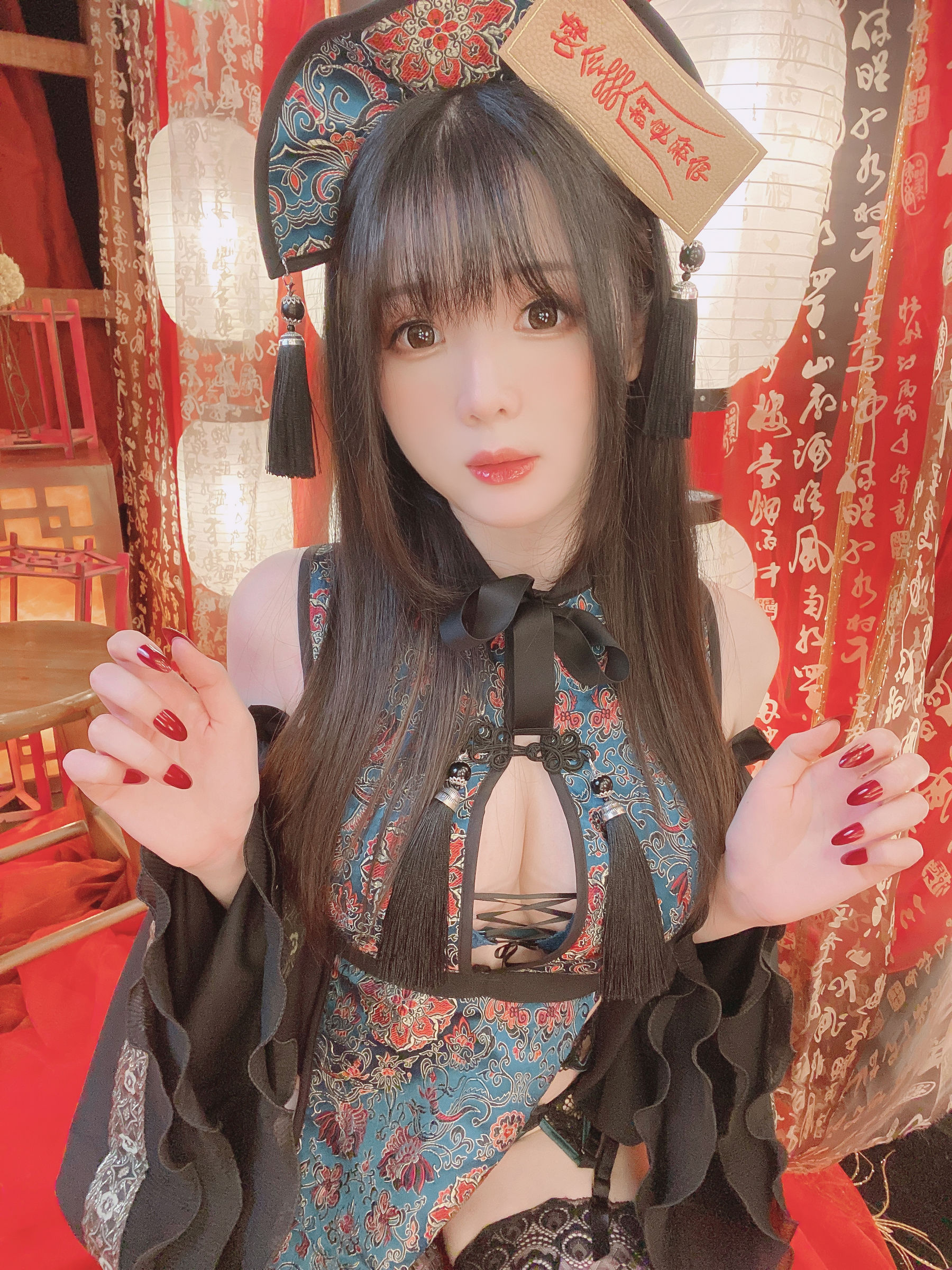 [福利COS] 微博妹纸霜月shimo - キョンシーちゃん自撮り第2张