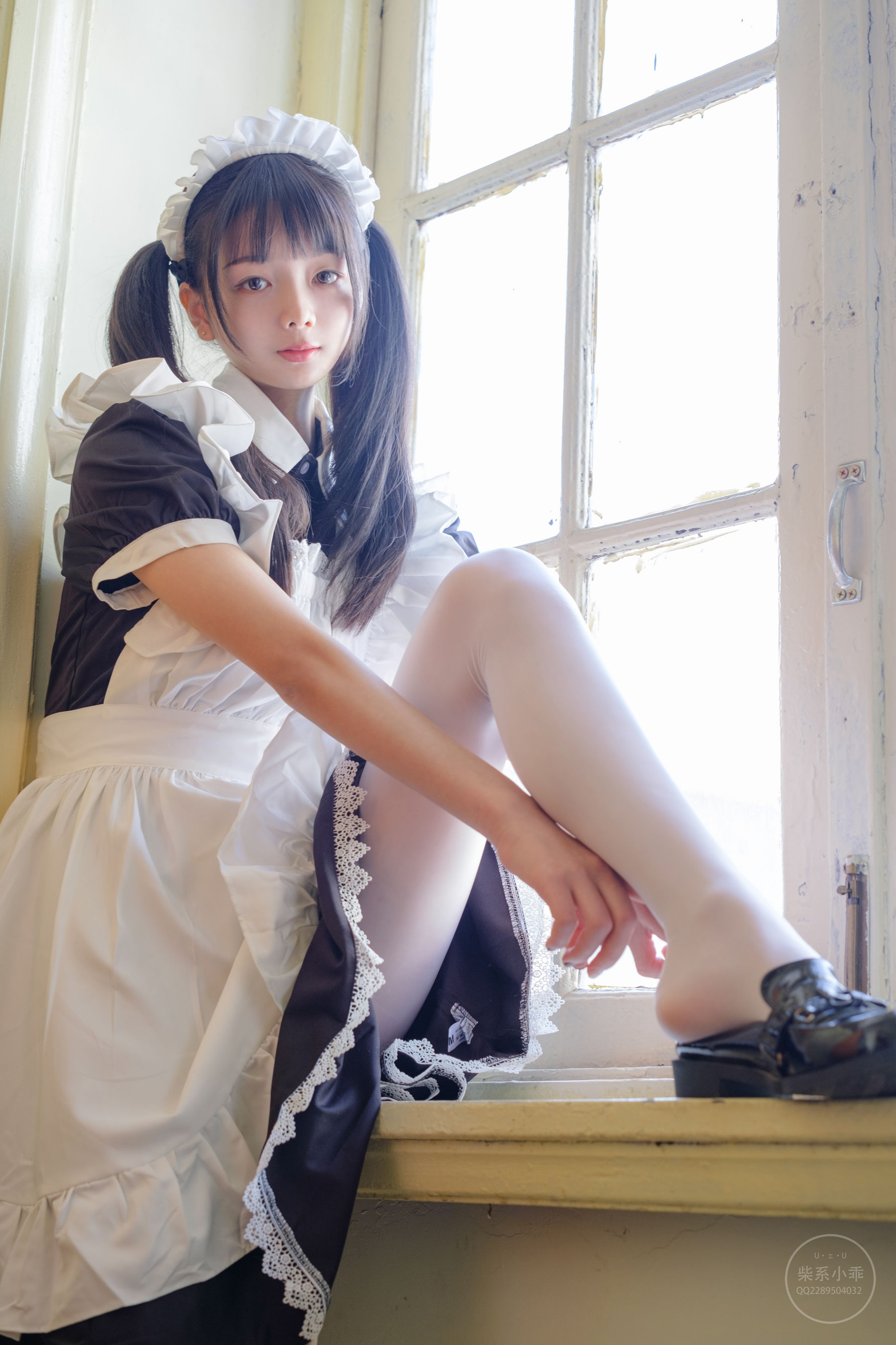 [福利COS] 柴系小乖(稚乖画册) - 夜夜白丝女仆第10张