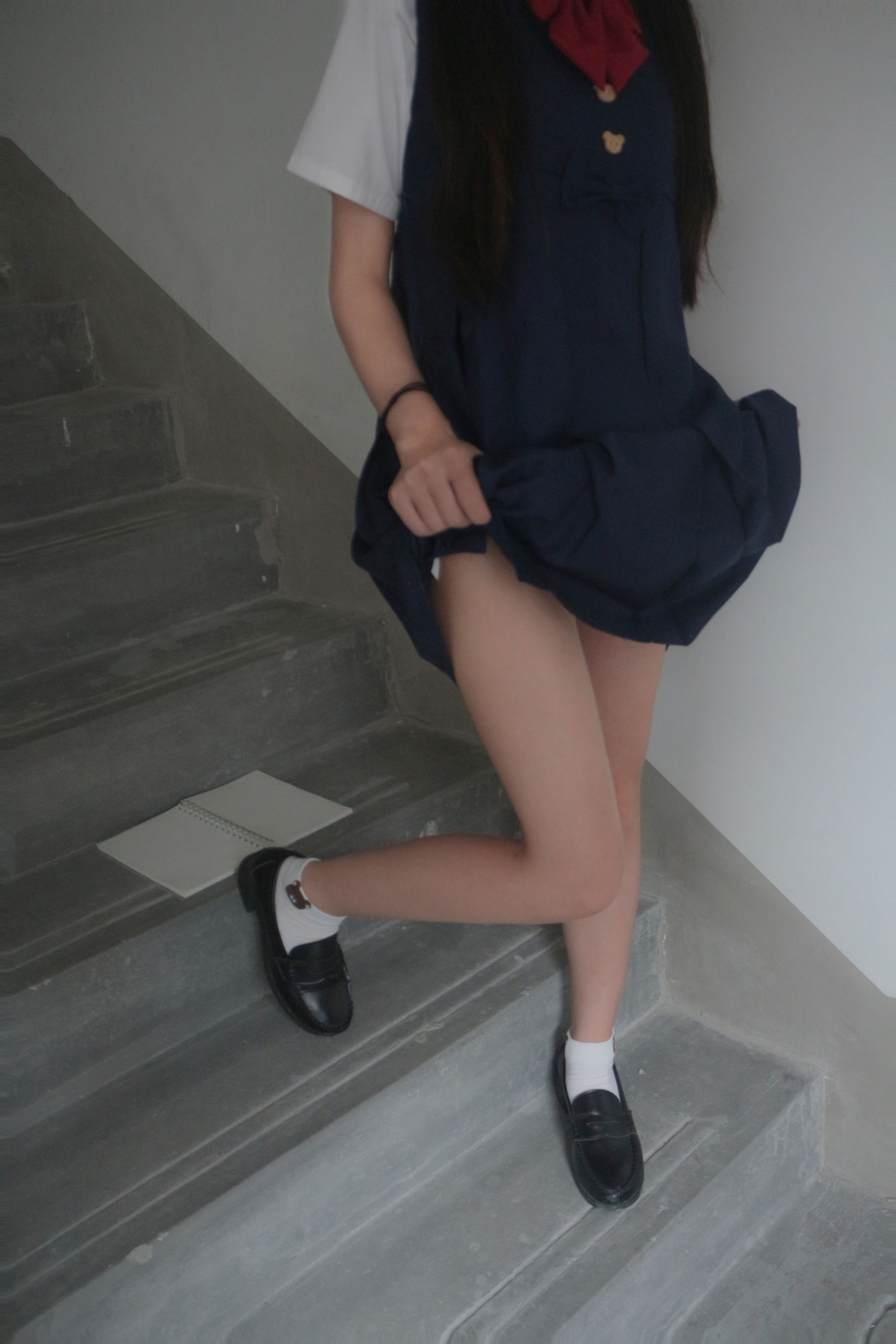 [福利COS] 是暖暖呀 - 楼道阳光第3张