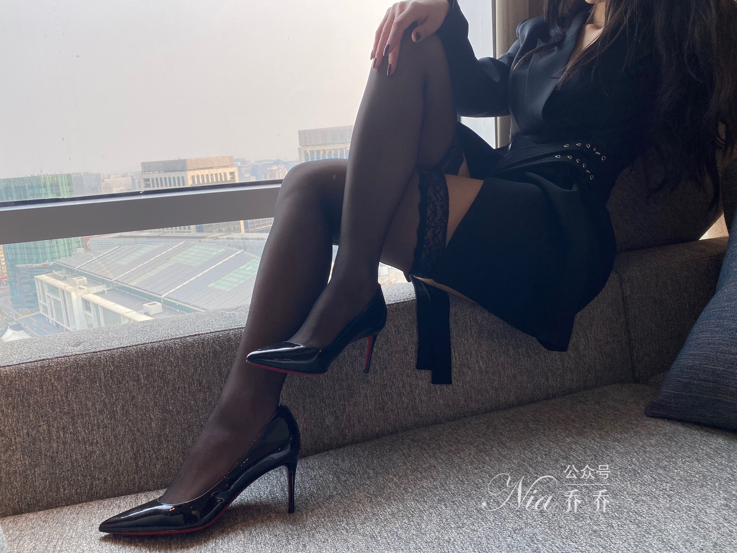 [福利COS] 安乔乔儿(Nia乔乔) No.032 OL丝诱第19张