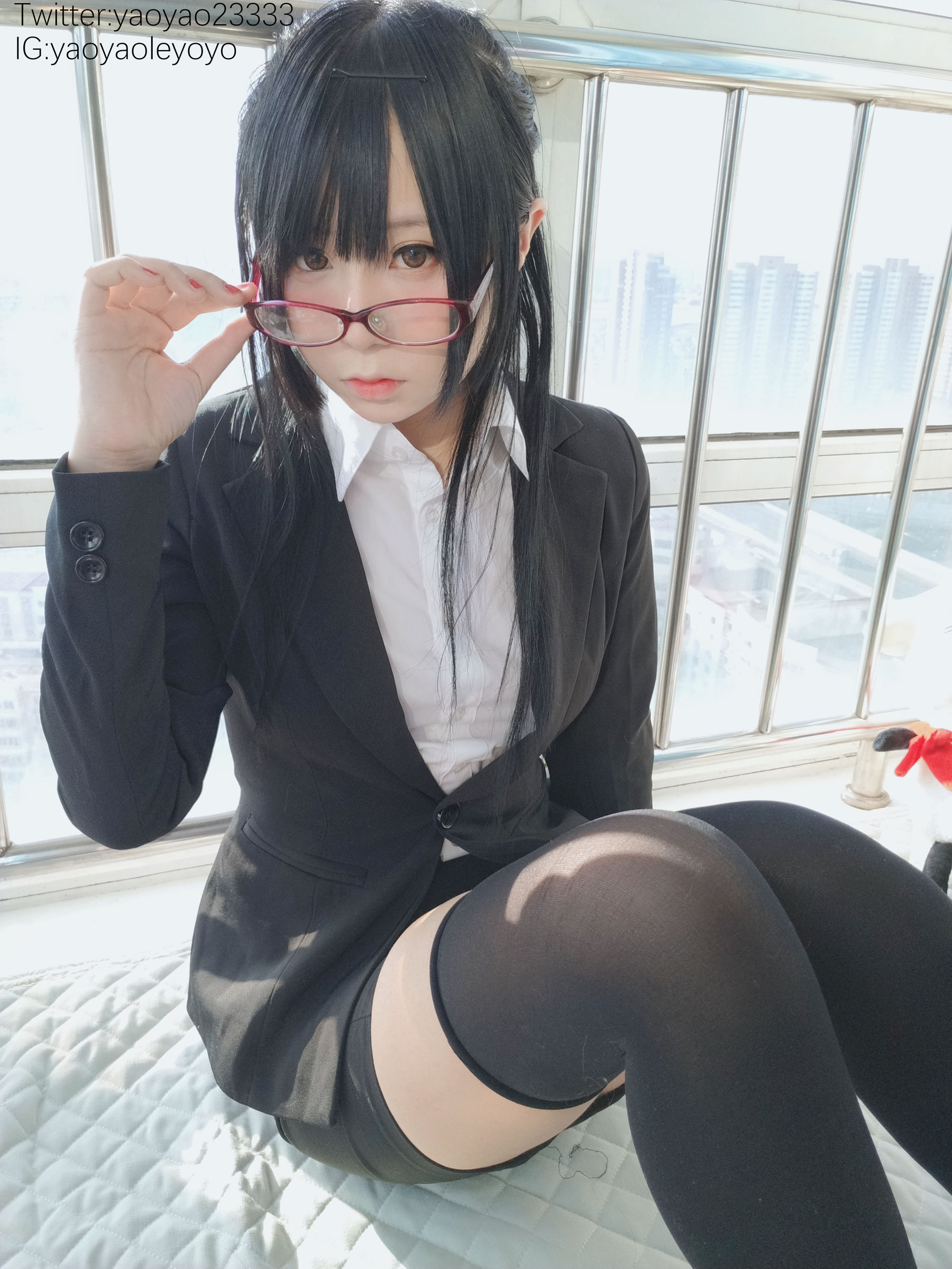 [福利COS] 萌妹子Coser摇摇乐yoyo - 补习老师第5张