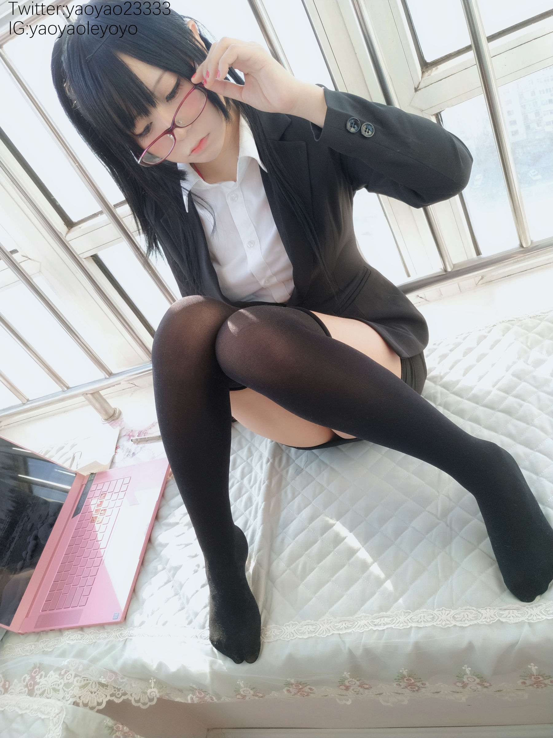 [福利COS] 萌妹子Coser摇摇乐yoyo - 补习老师第21张