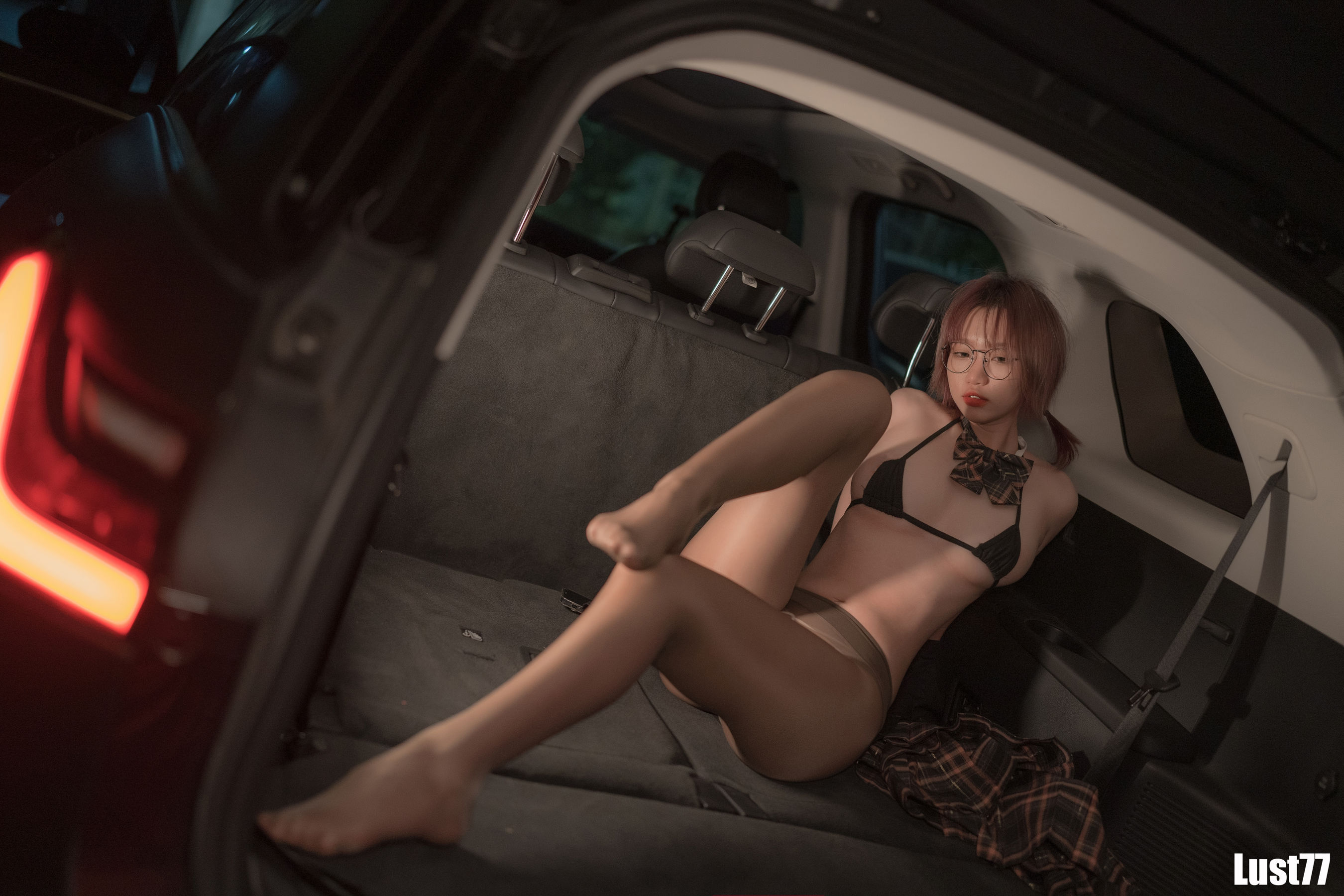 [福利COS] 动漫博主柒柒要乖哦 - 车内2第11张