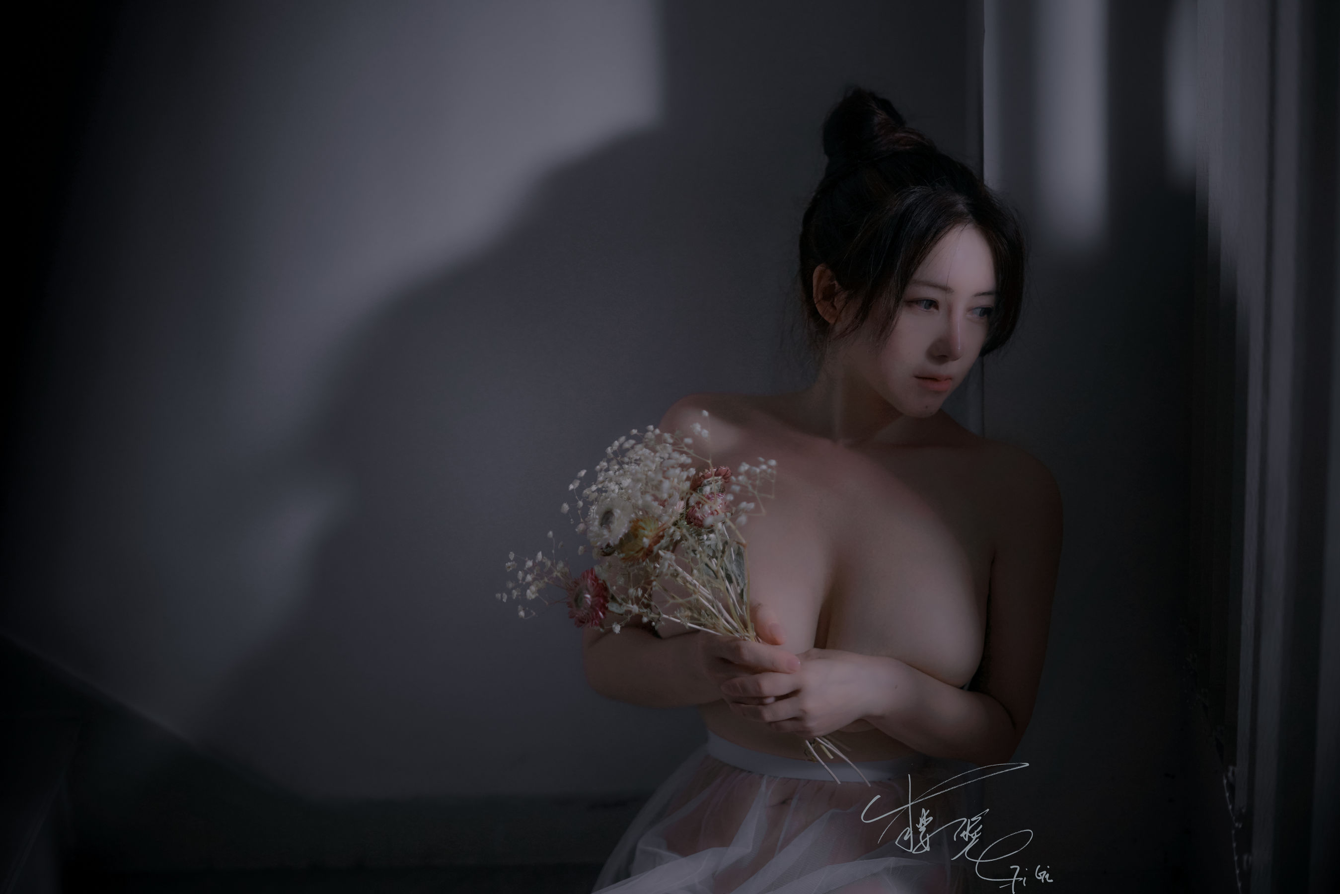 [福利COS] 网络红人樱晚gigi - 月光第1张