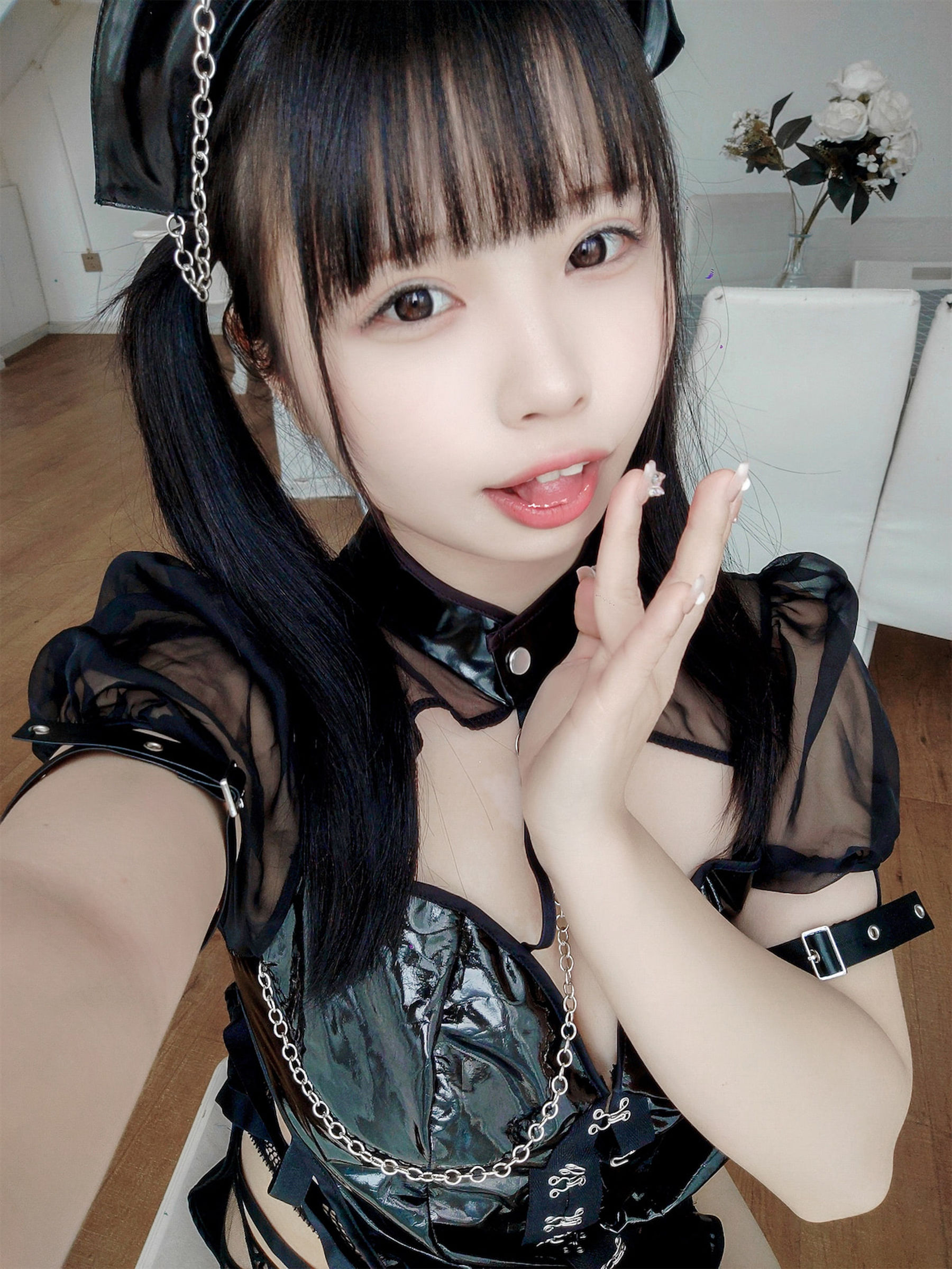 [福利COS] 十万珍吱伏特福利 - 伪s系妹妹第26张