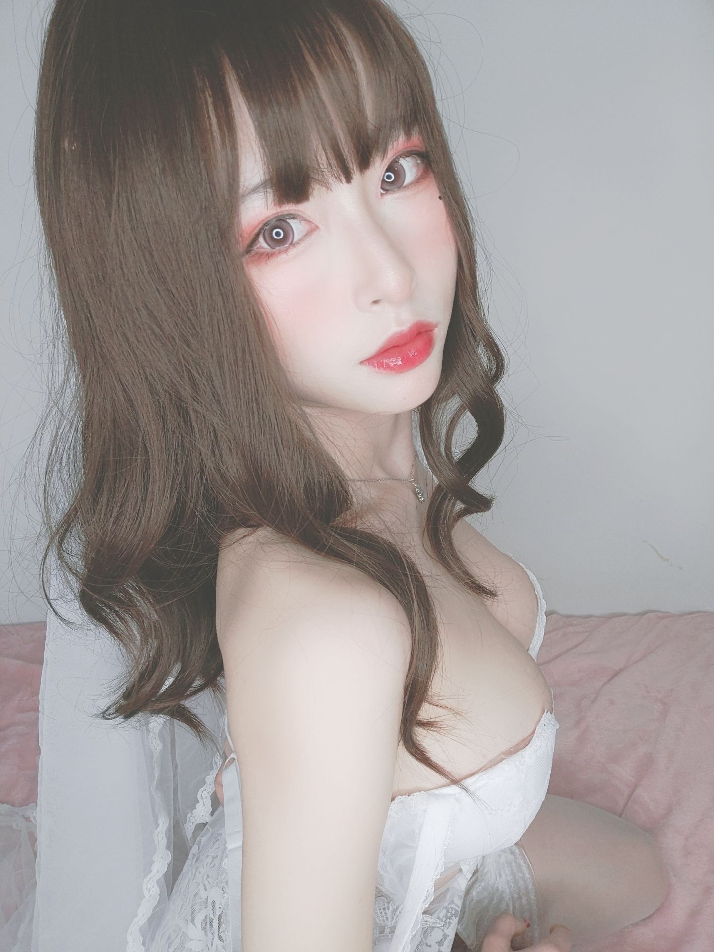 [福利COS] 尤物清水由乃 - 花嫁自拍第6张