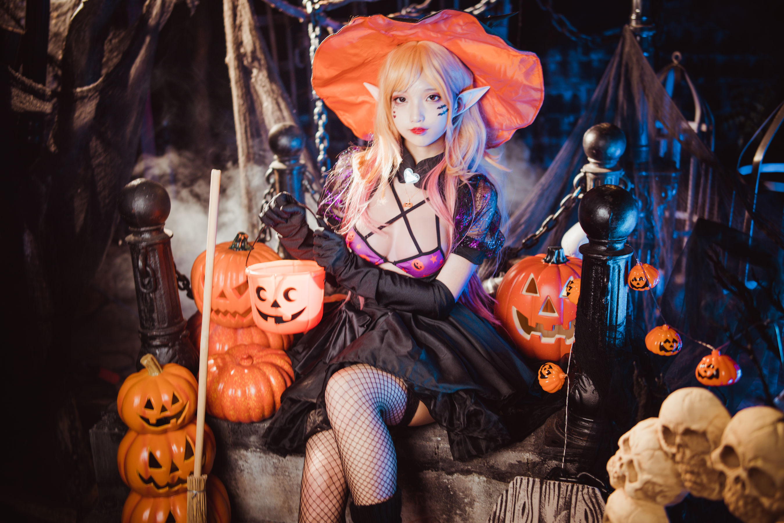 [福利COS] 狐玖玖 - 喜多川万圣节第2张