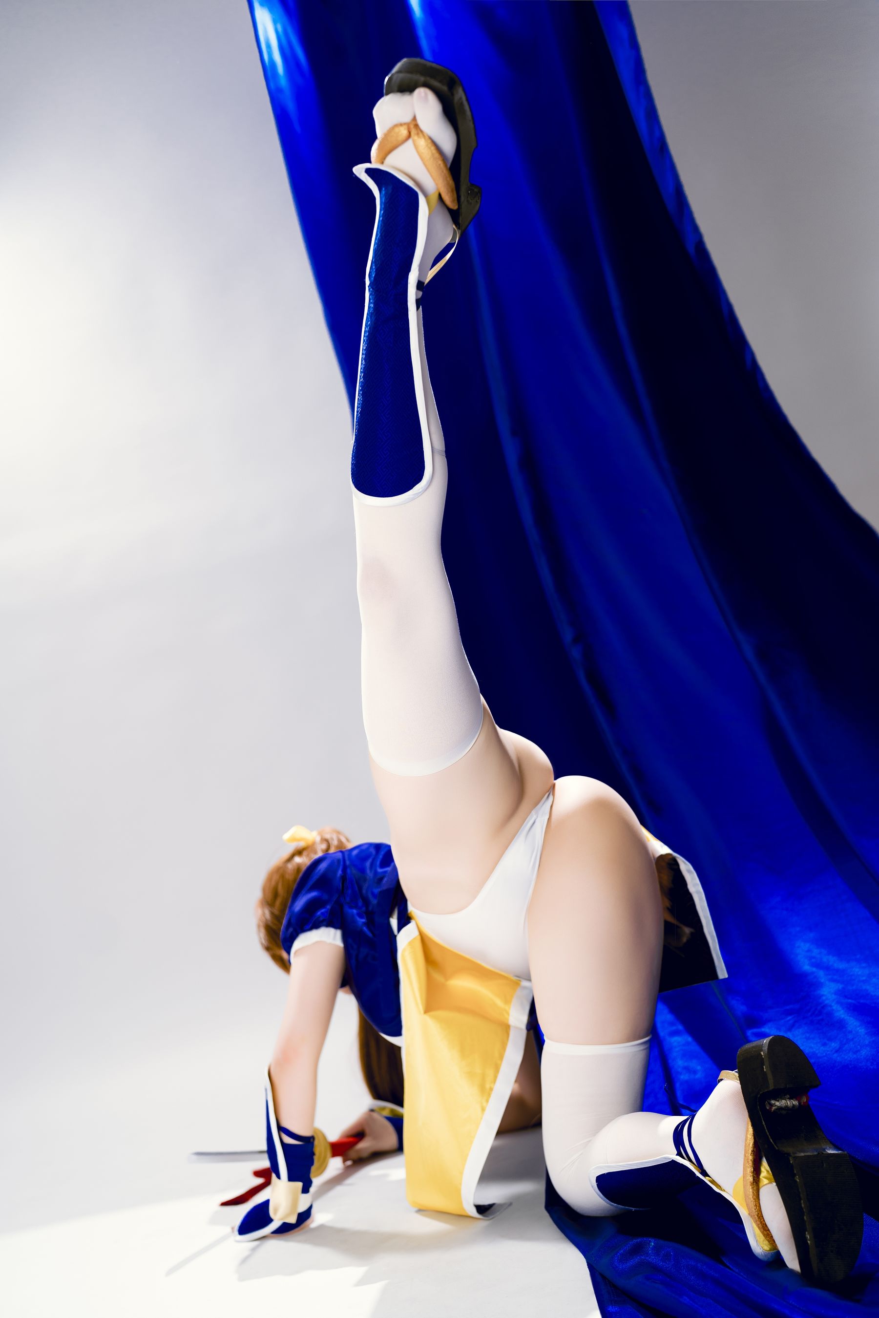 [福利COS] Coser小姐姐星之迟迟 - 死或生-霞第9张