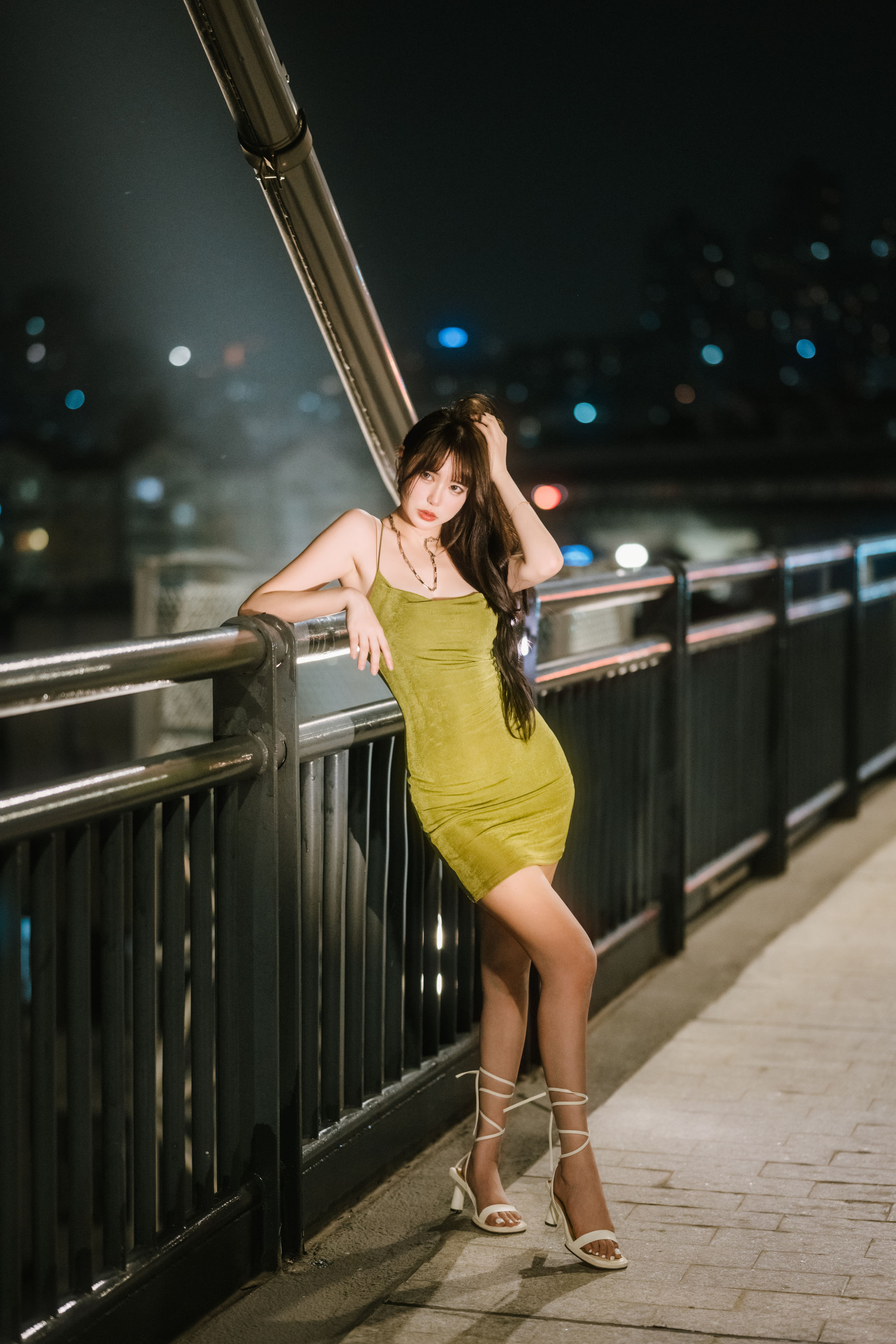 [福利COS] Tina很妖孽呀 - 绿色连衣裙第8张