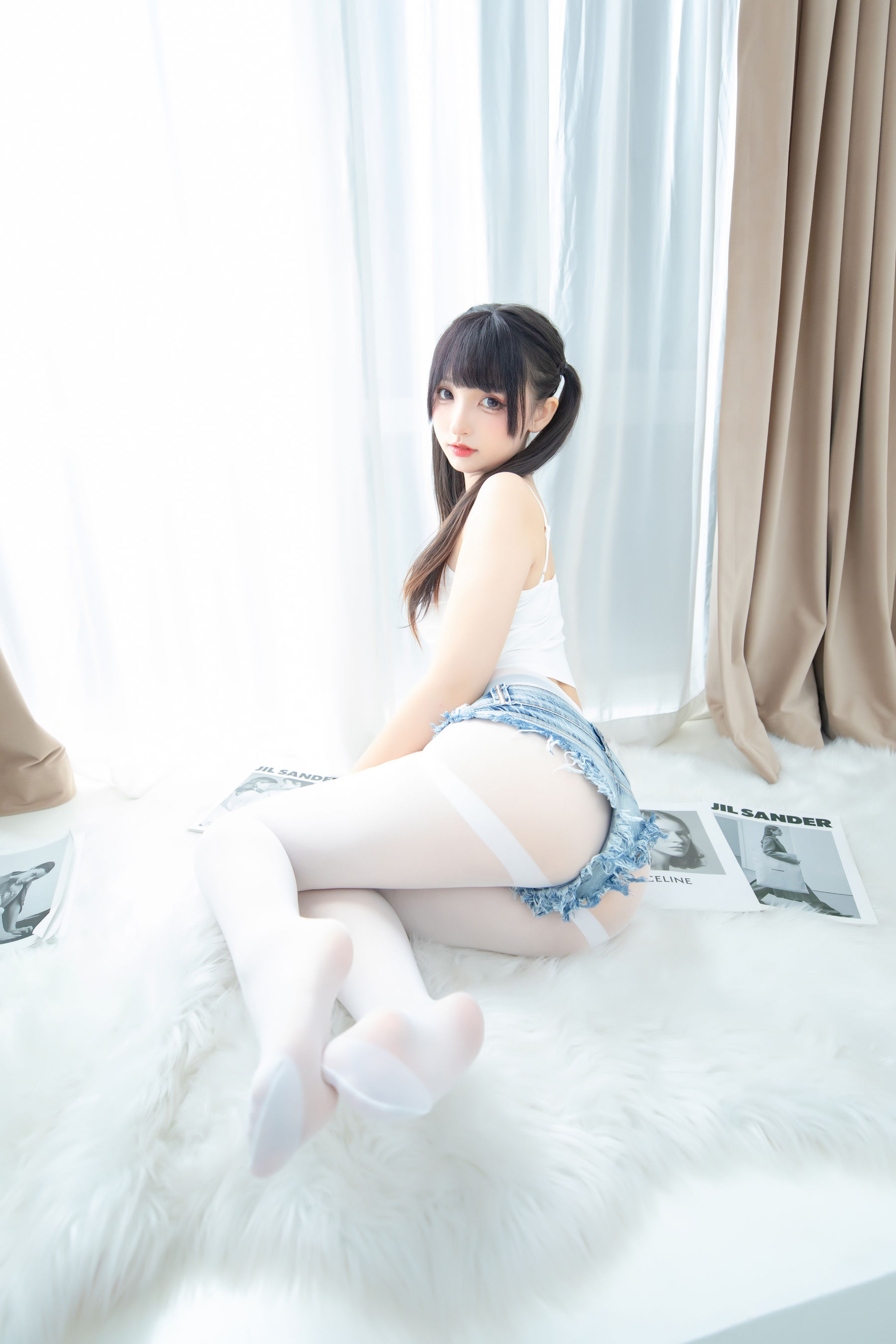 [福利COS] 萝莉神楽板真冬 之牛仔兔兔第23张