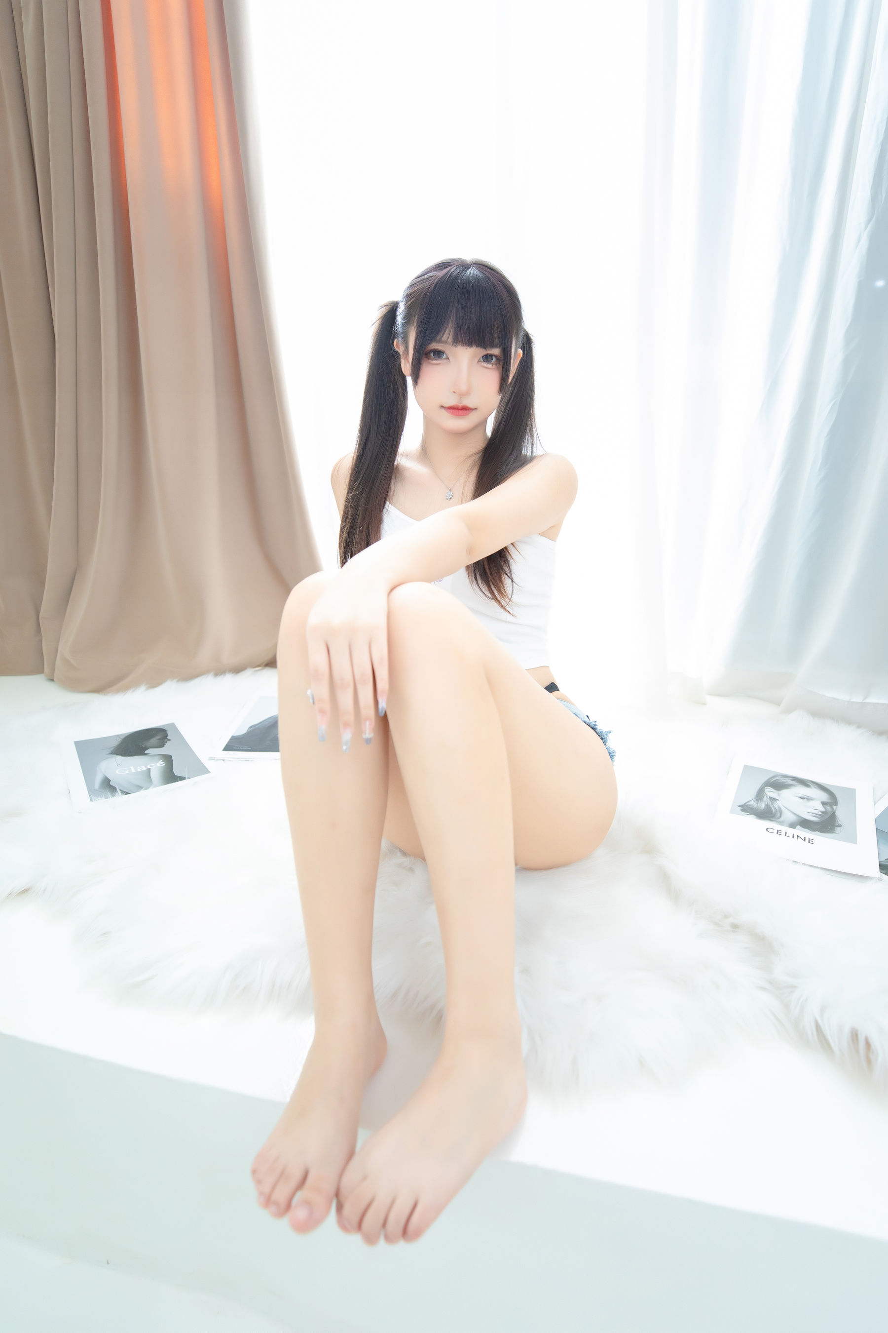 [福利COS] 萝莉神楽板真冬 之牛仔兔兔第1张