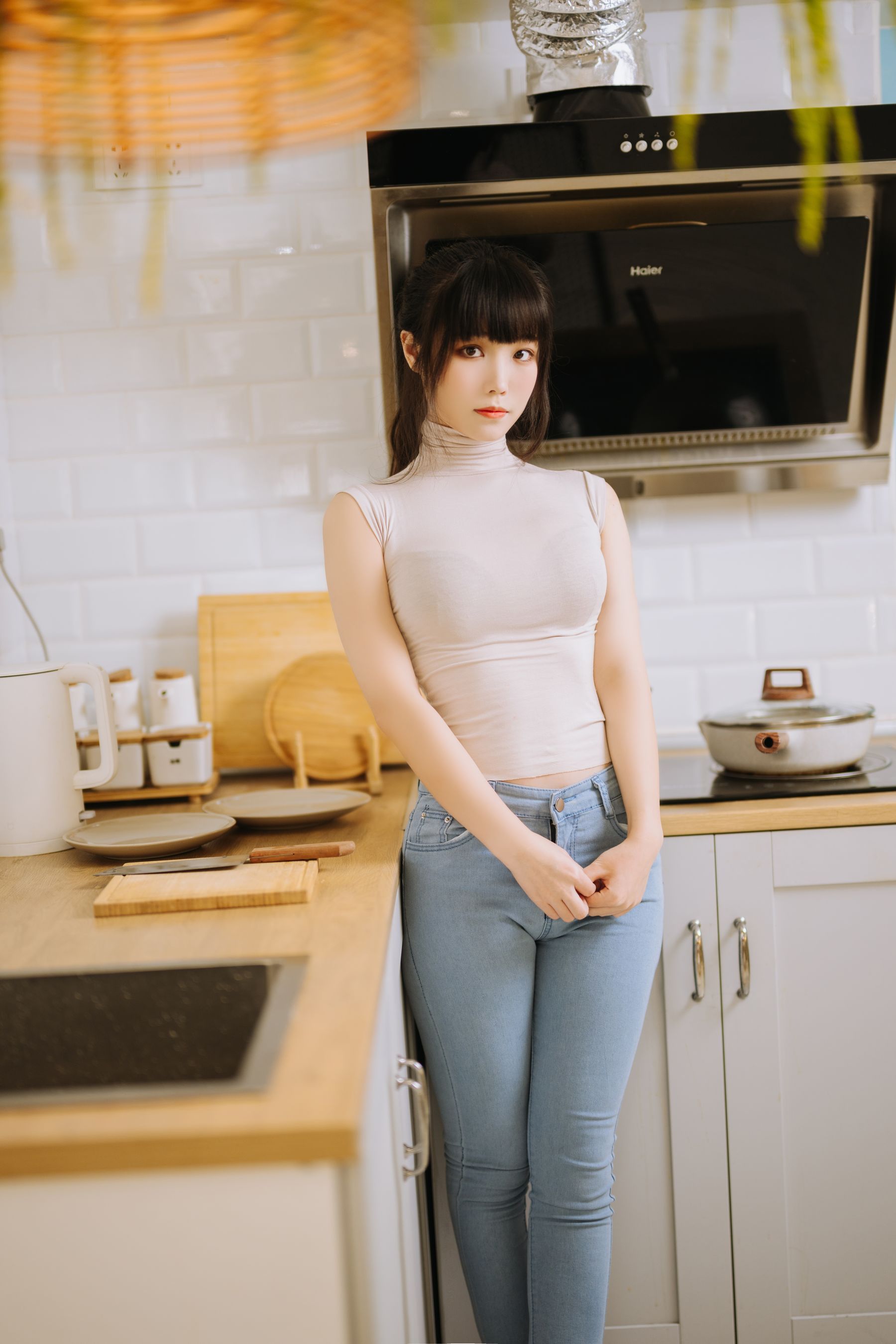 [福利COS] Cosplay汪知子 - 姐姐的牛仔裤第1张