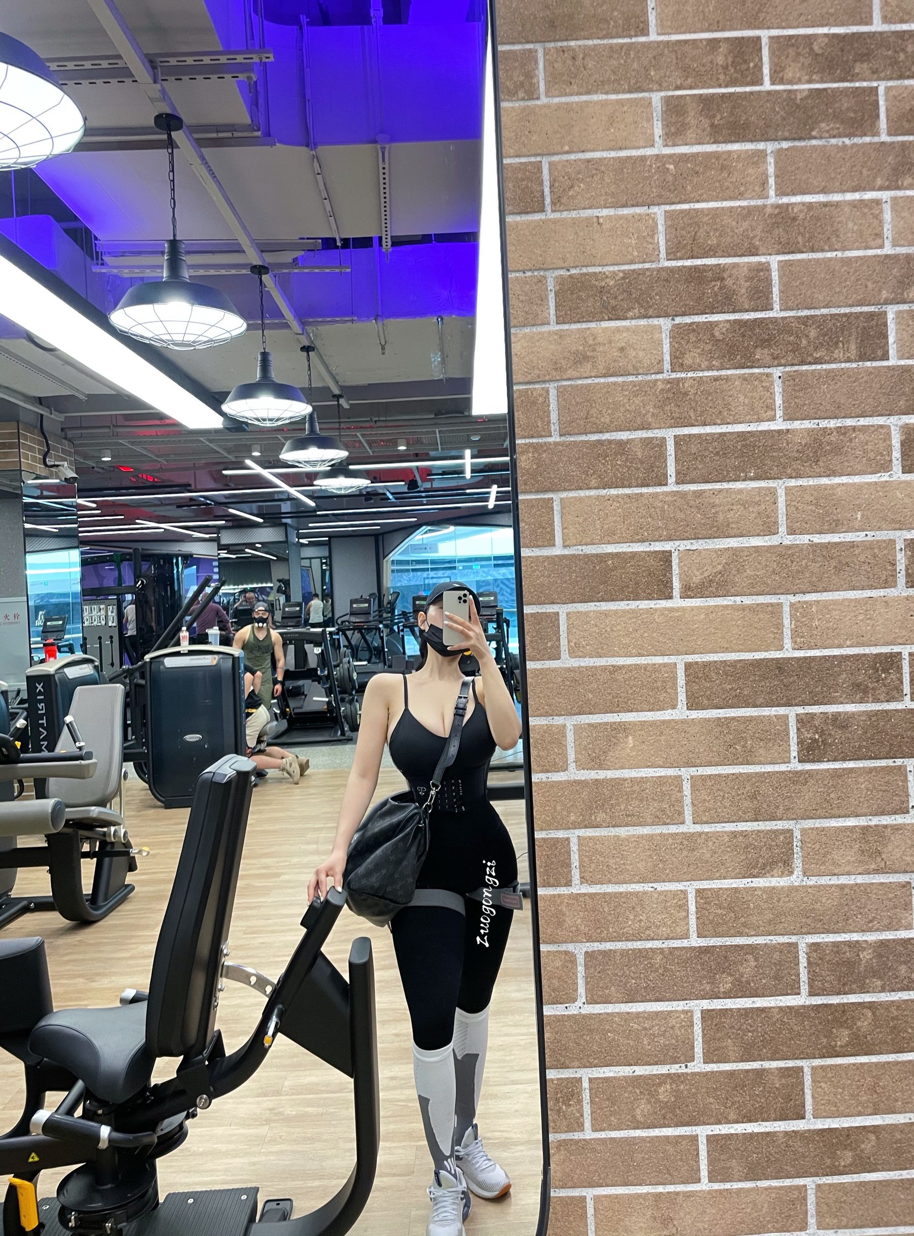 [福利COS] 美臀女神左公子666 微密圈VIP付费私拍美照合集2第50张