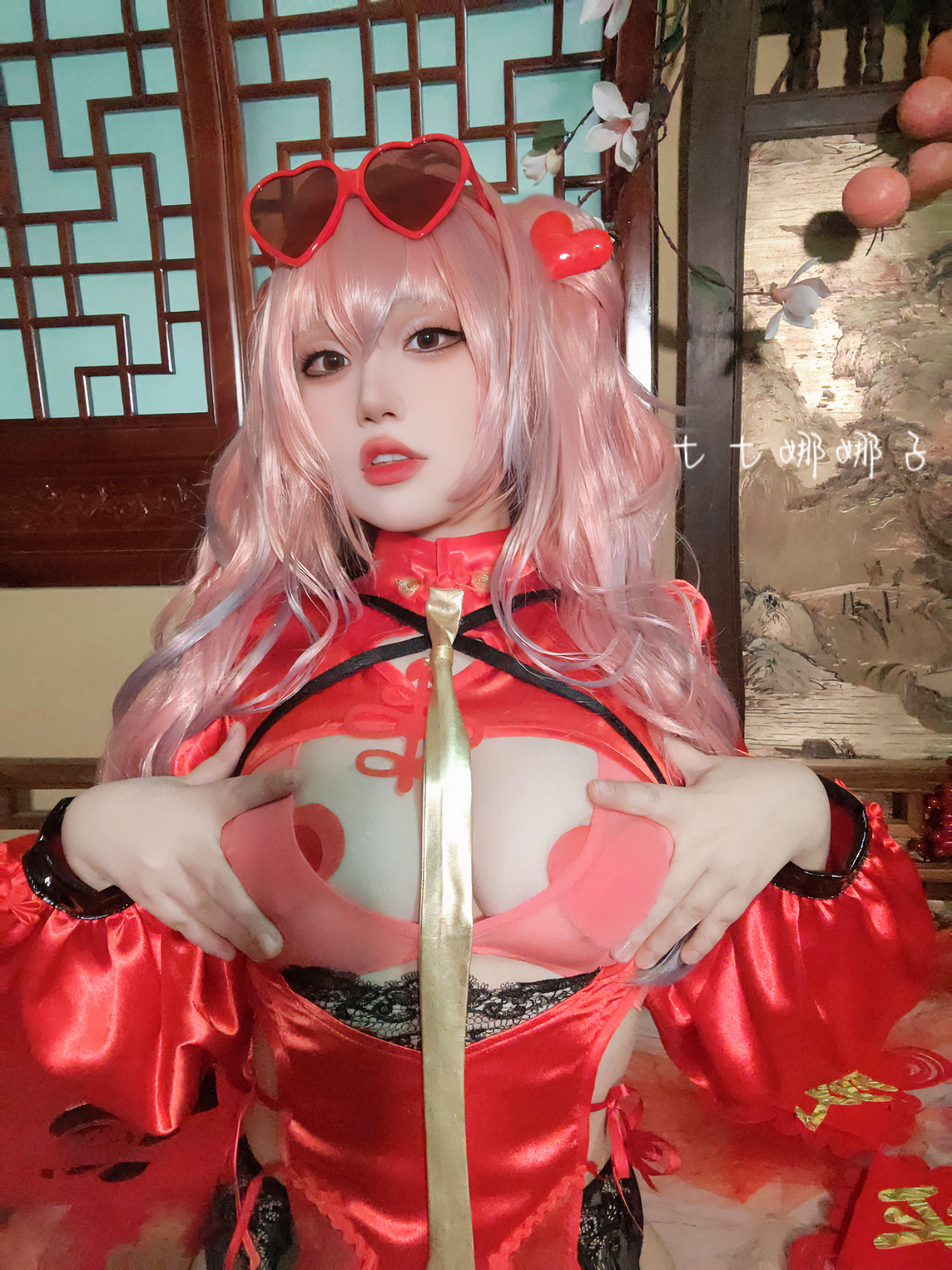 [福利COS] 七七娜娜子 - 布莱默顿新春旗袍第33张
