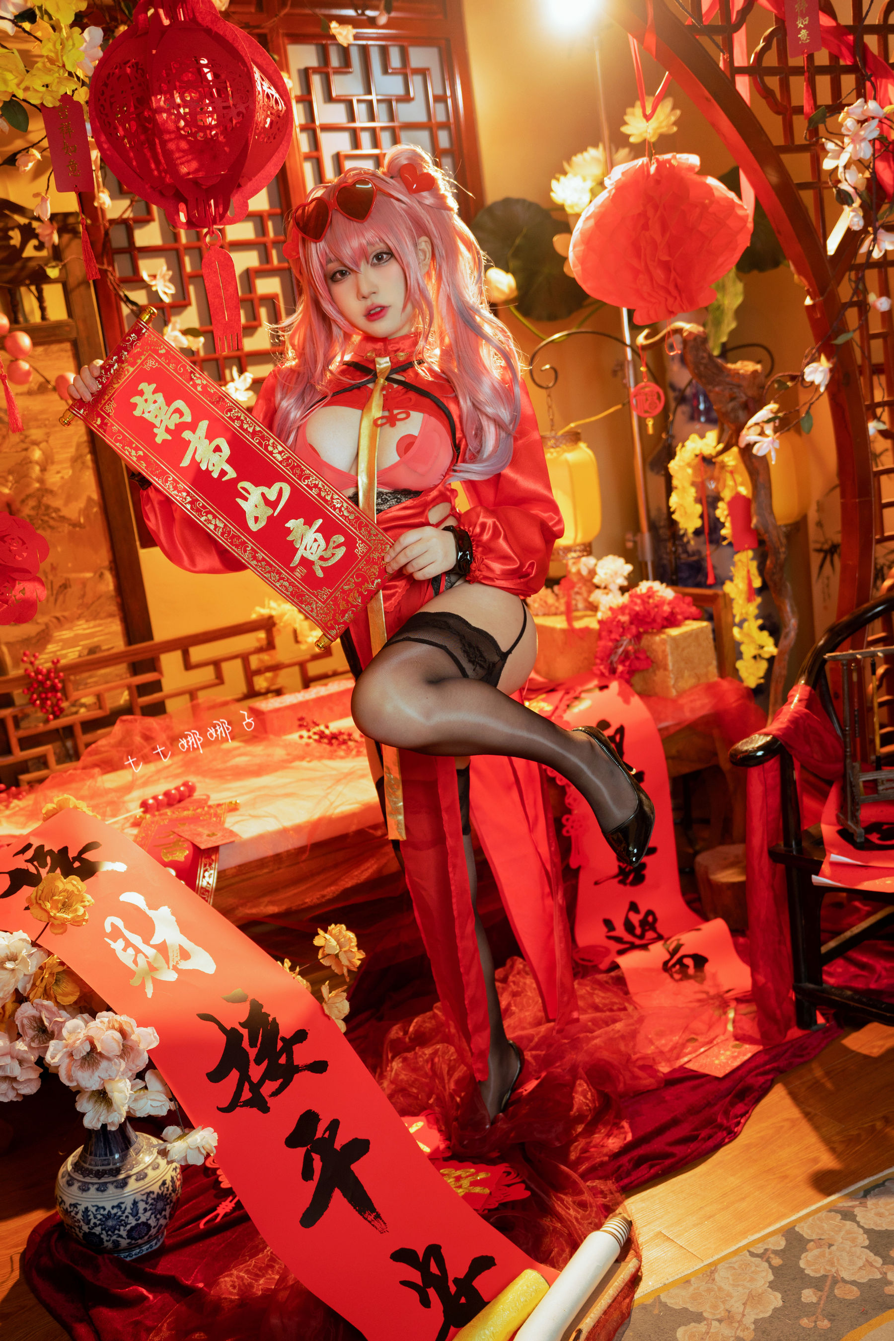 [福利COS] 七七娜娜子 - 布莱默顿新春旗袍第14张