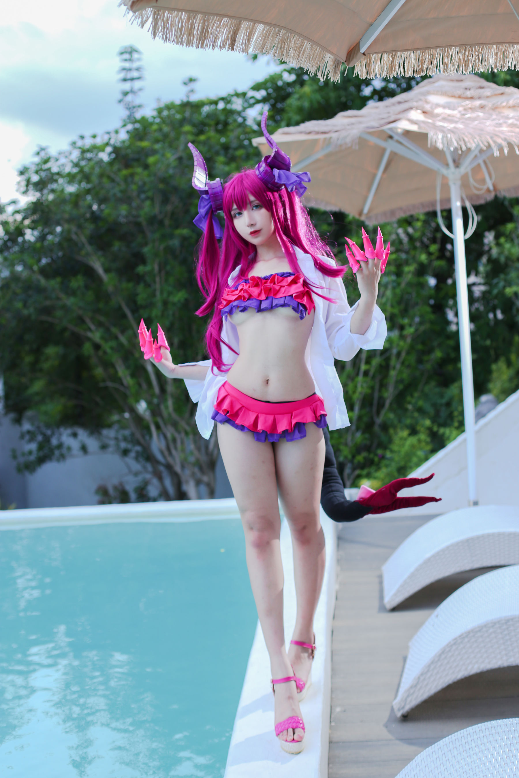 [福利COS] 动漫博主九曲Jean - 龙娘泳装第4张