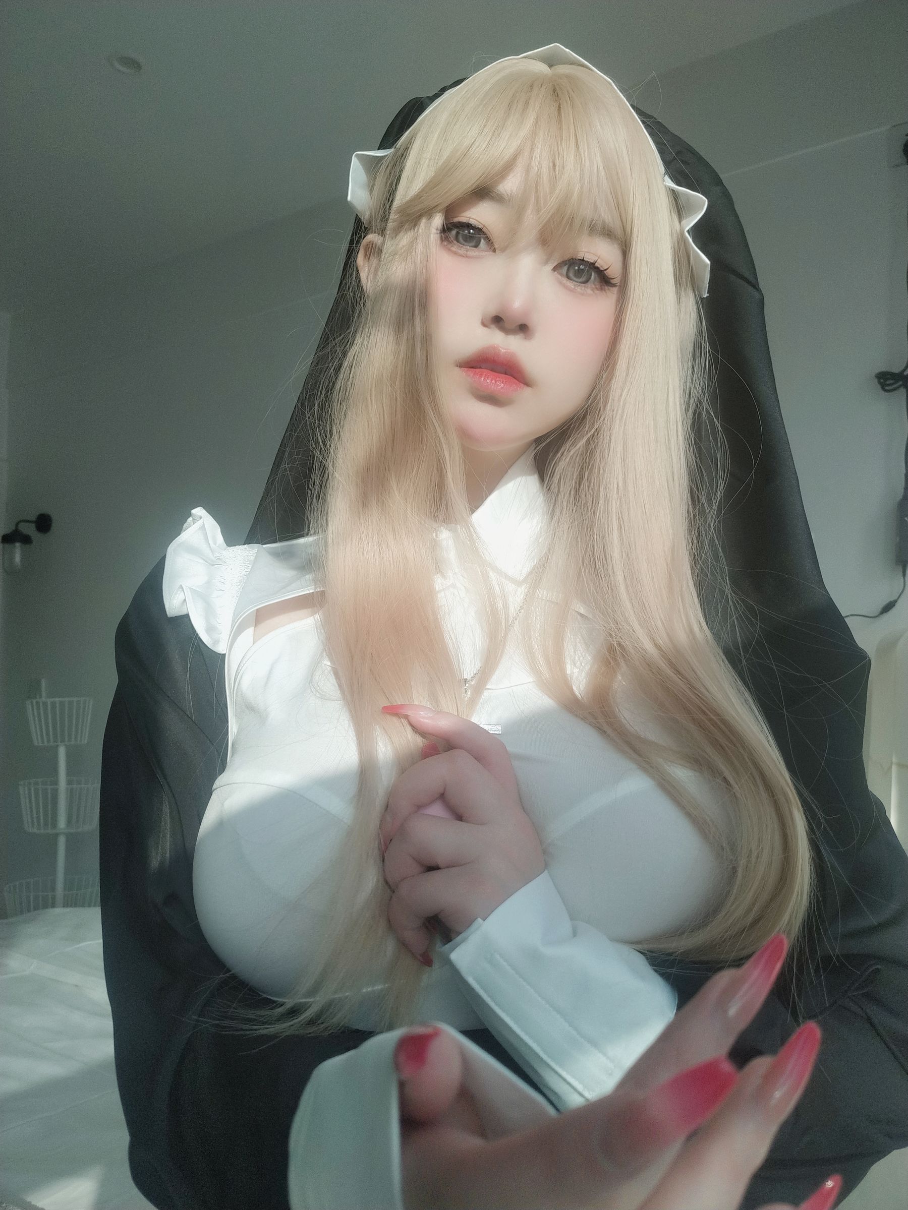 [福利COS] 女主K - 修女第8张