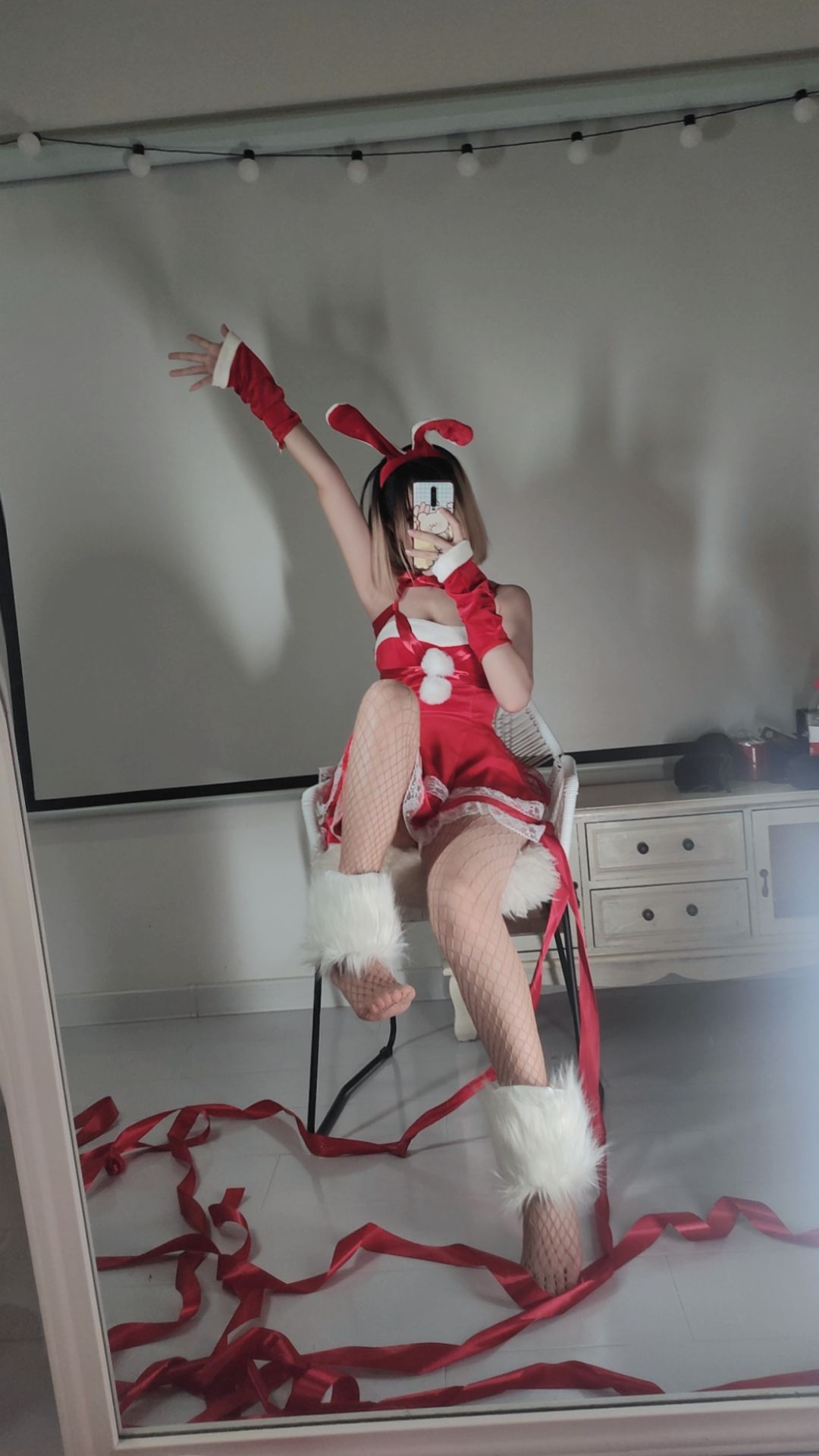 [福利COS] 洛桑w伊梓 - 网袜丝带兔兔第11张