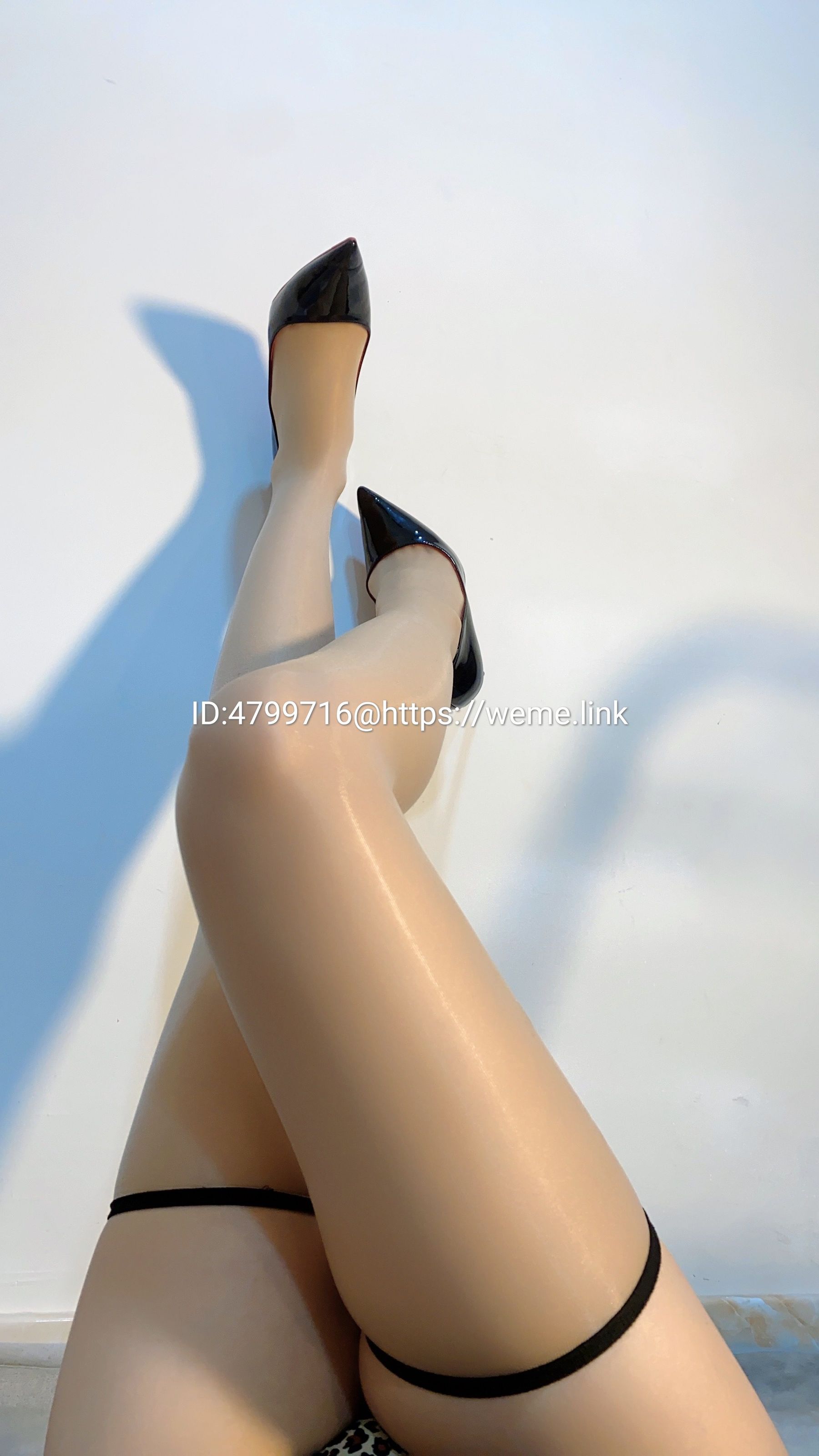 [福利COS] 徐绾绾yyyy微密圈系列视图合集第43张