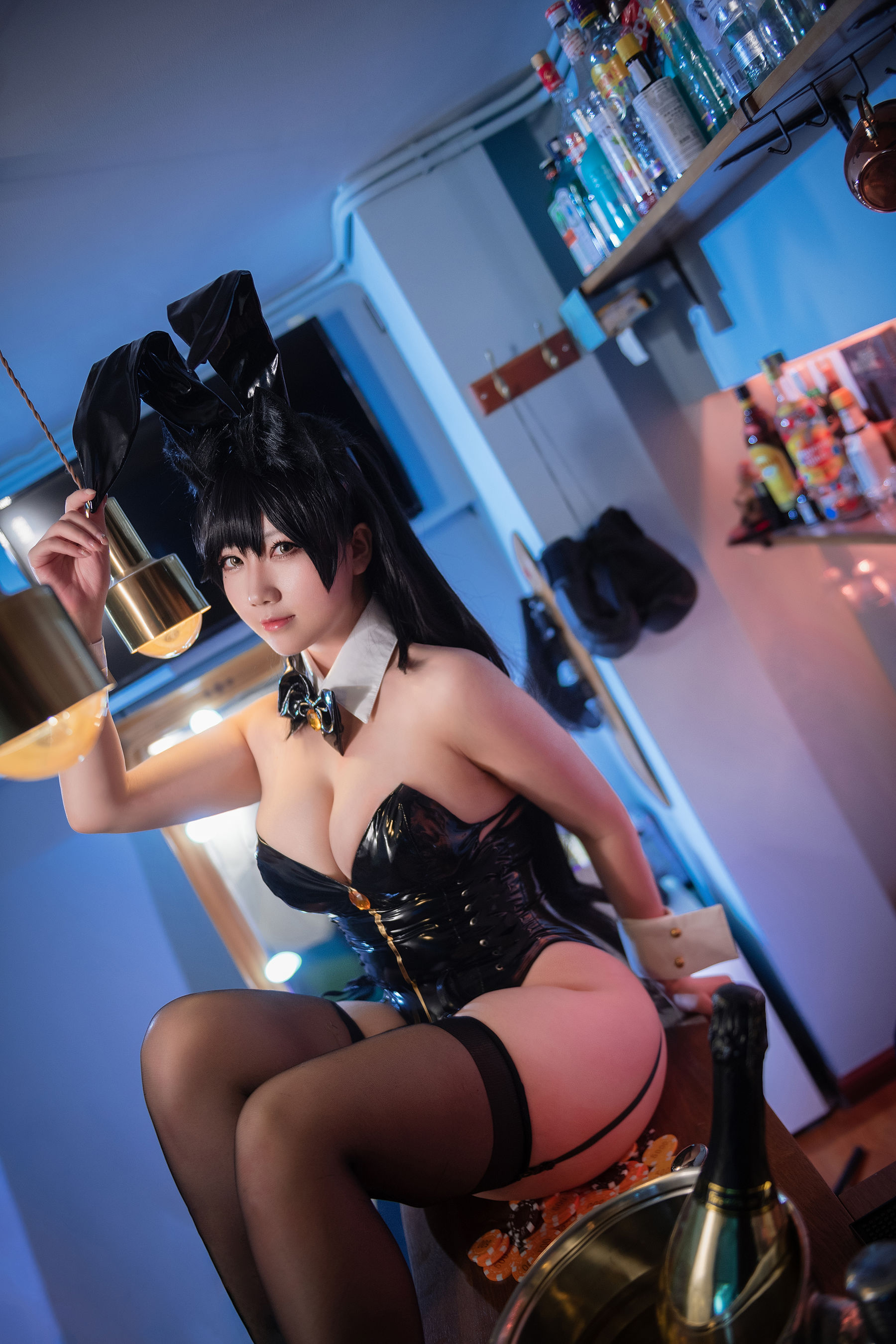 [福利COS] 微肉感萌妹是本末末 - 爱宕兔女郎第11张