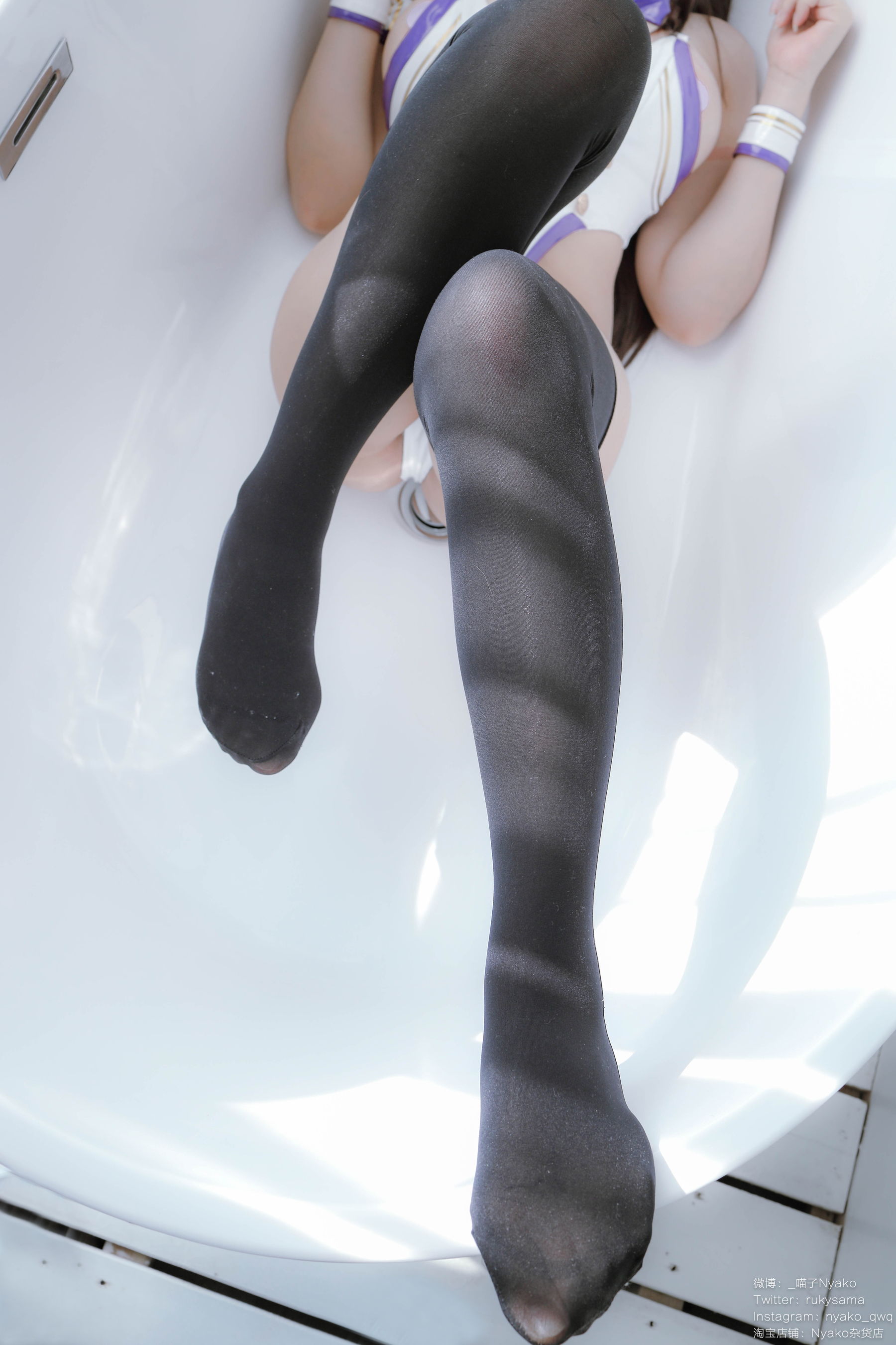 [福利COS] 萌妹子Nyako喵子 - 樫野本 牛牛赌场女郎第25张