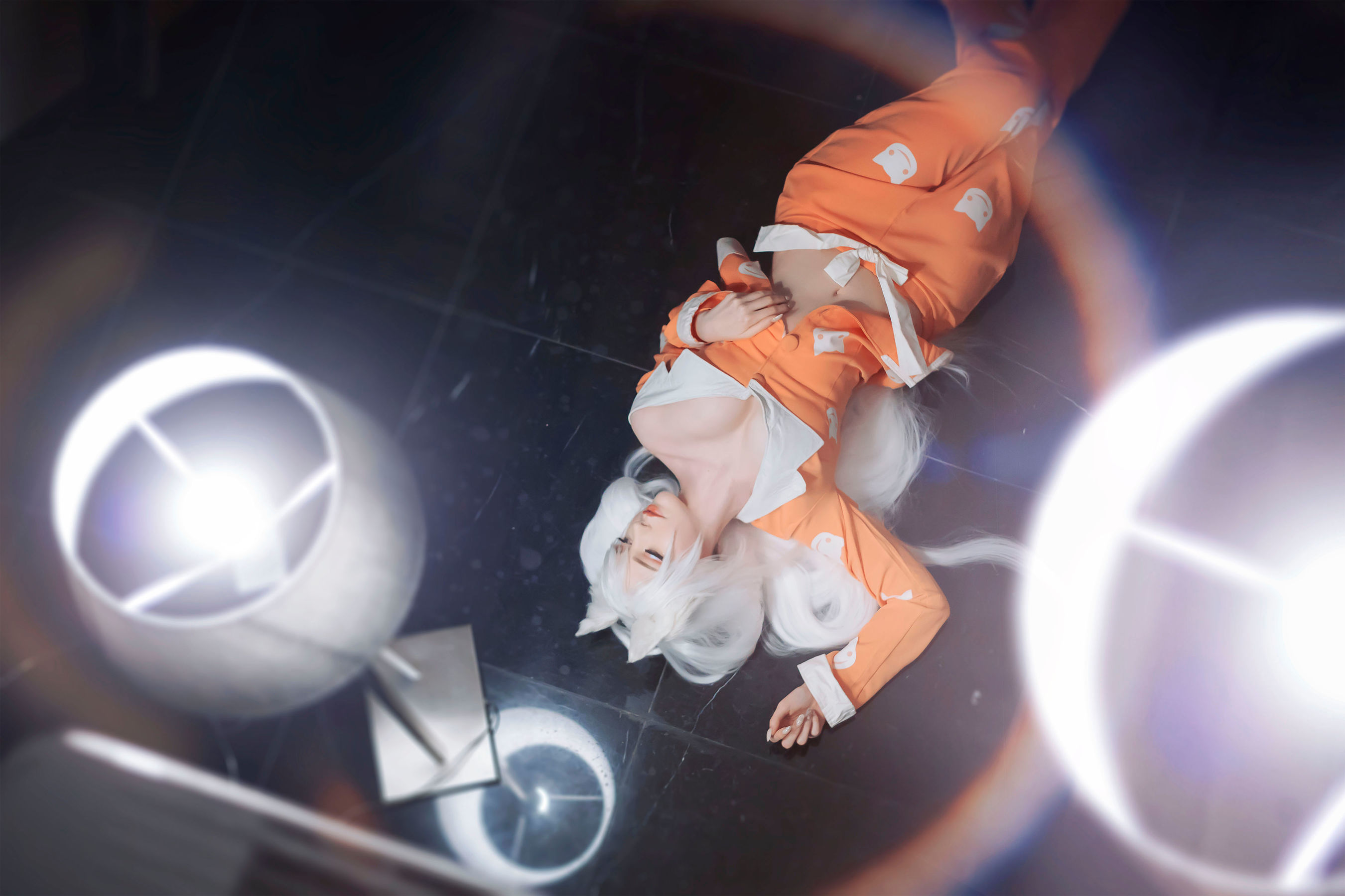 [COS福利] 国外美女SayaTheFox - 白毛狐狸第4张