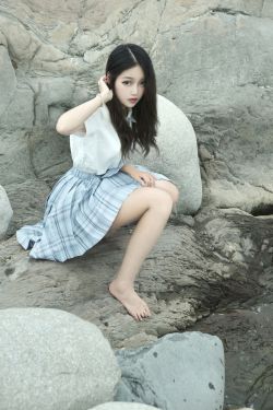 [福利COS] eloise软软 - 河边JK